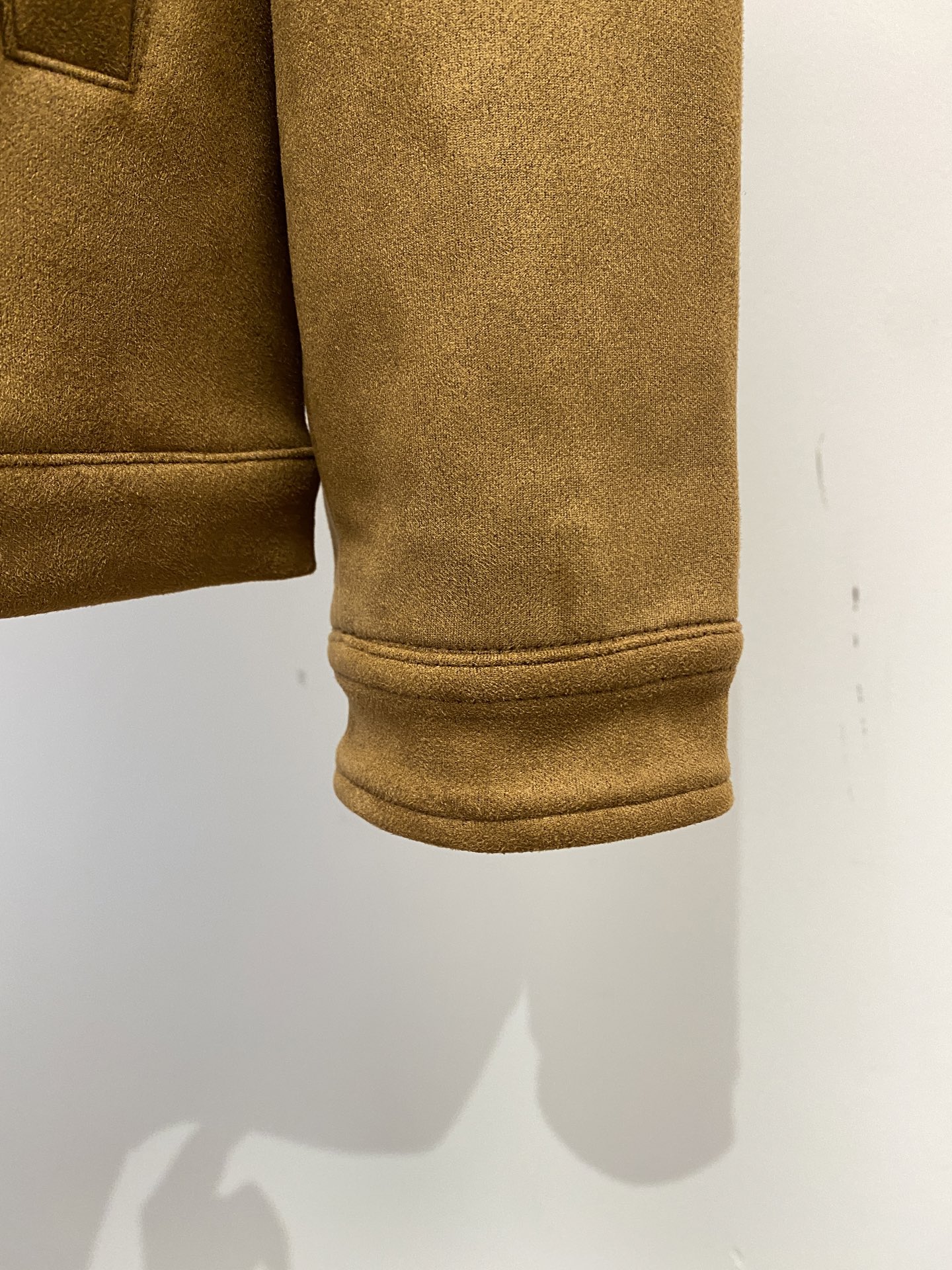 Brunello Cucinelli、 2025新品夹克外套，时尚帅气，简约百搭款，定制原版面料，不仅挺