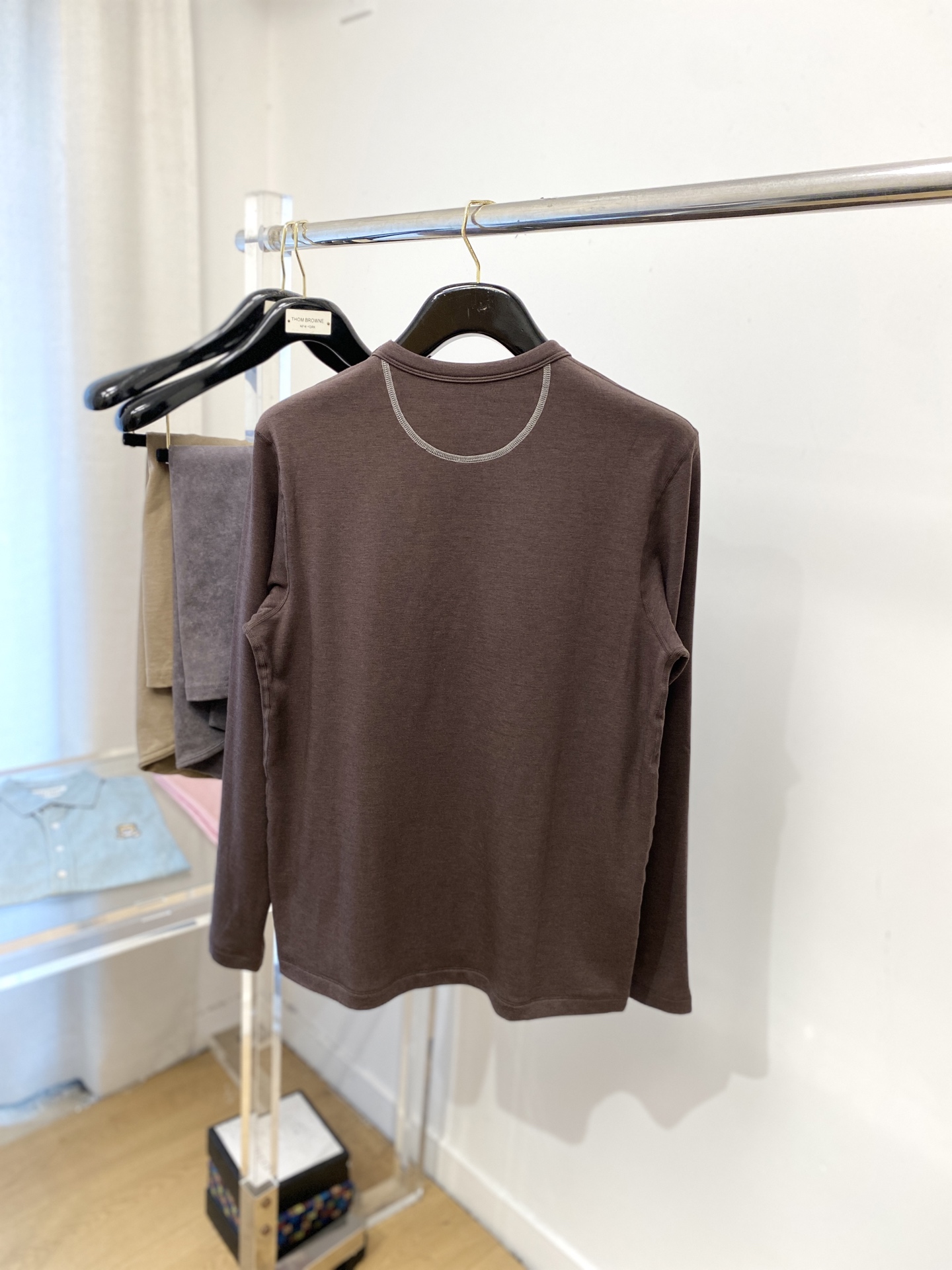 Brunello Cucinelli、2025最新款长袖打底，帅气时尚，简约百搭款。面料棉 不仅挺括，保