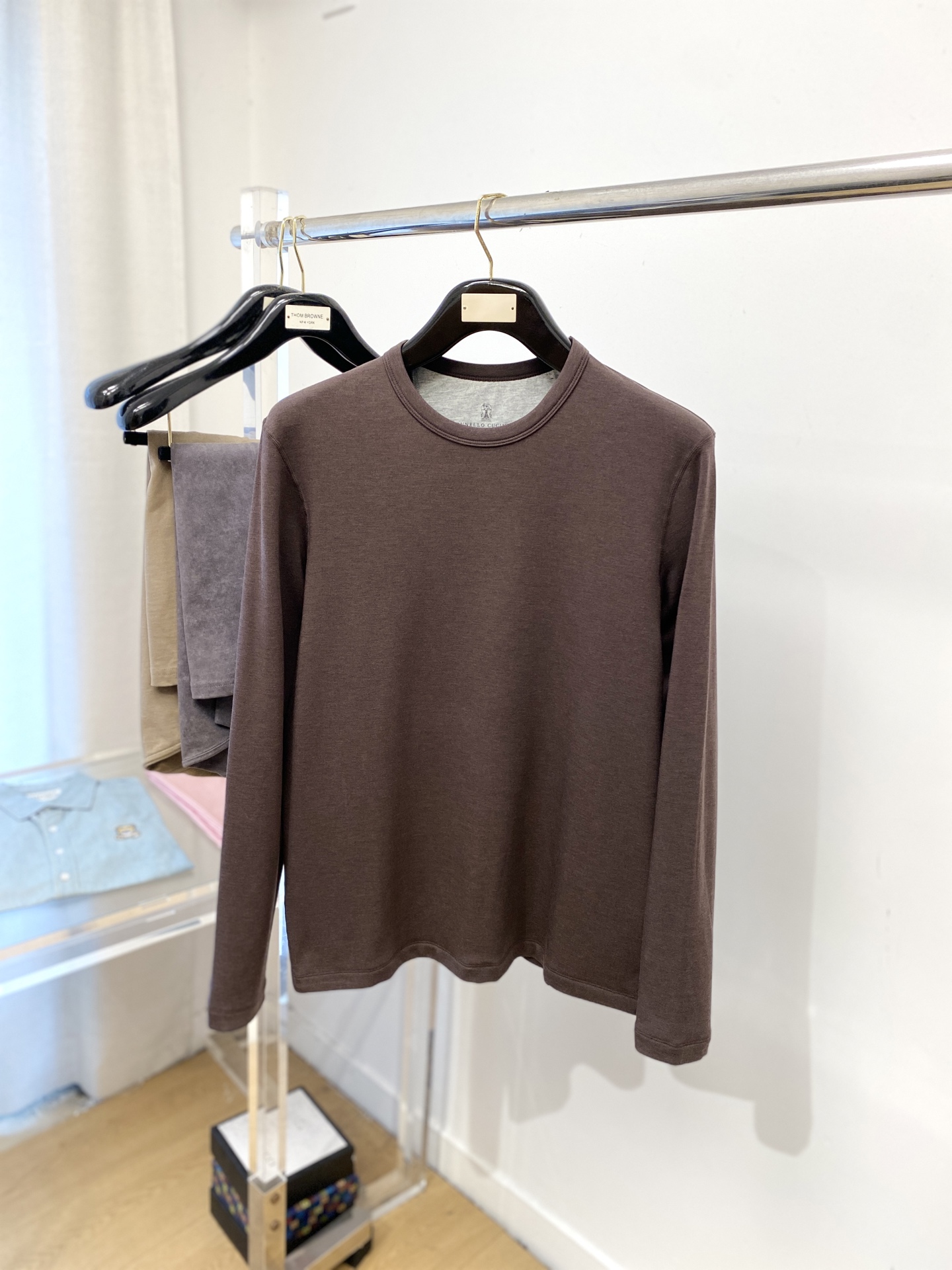 Brunello Cucinelli、2025最新款长袖打底，帅气时尚，简约百搭款。面料棉 不仅挺括，保