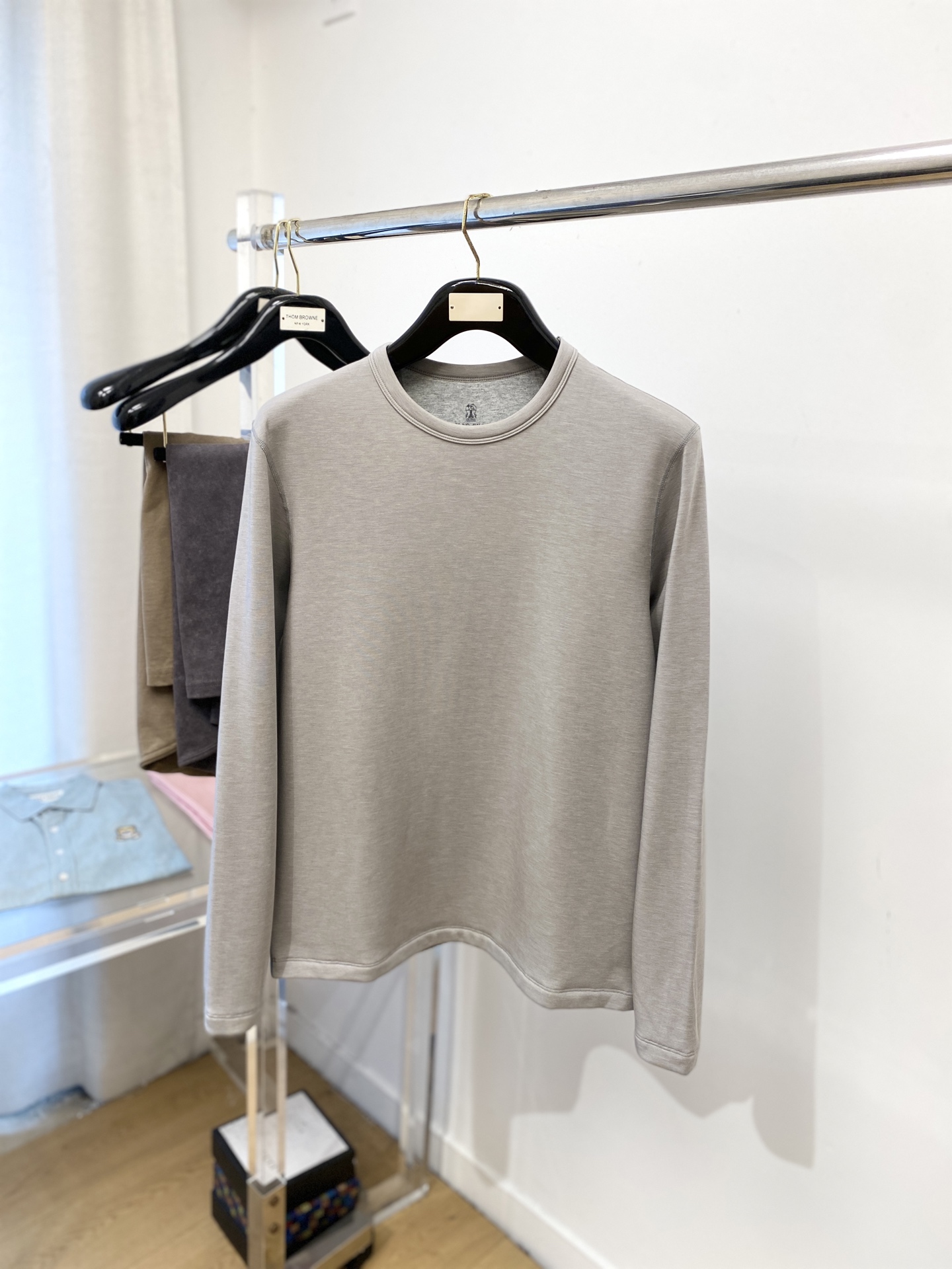 Brunello Cucinelli、2025最新款长袖打底，帅气时尚，简约百搭款。面料棉 不仅挺括，保