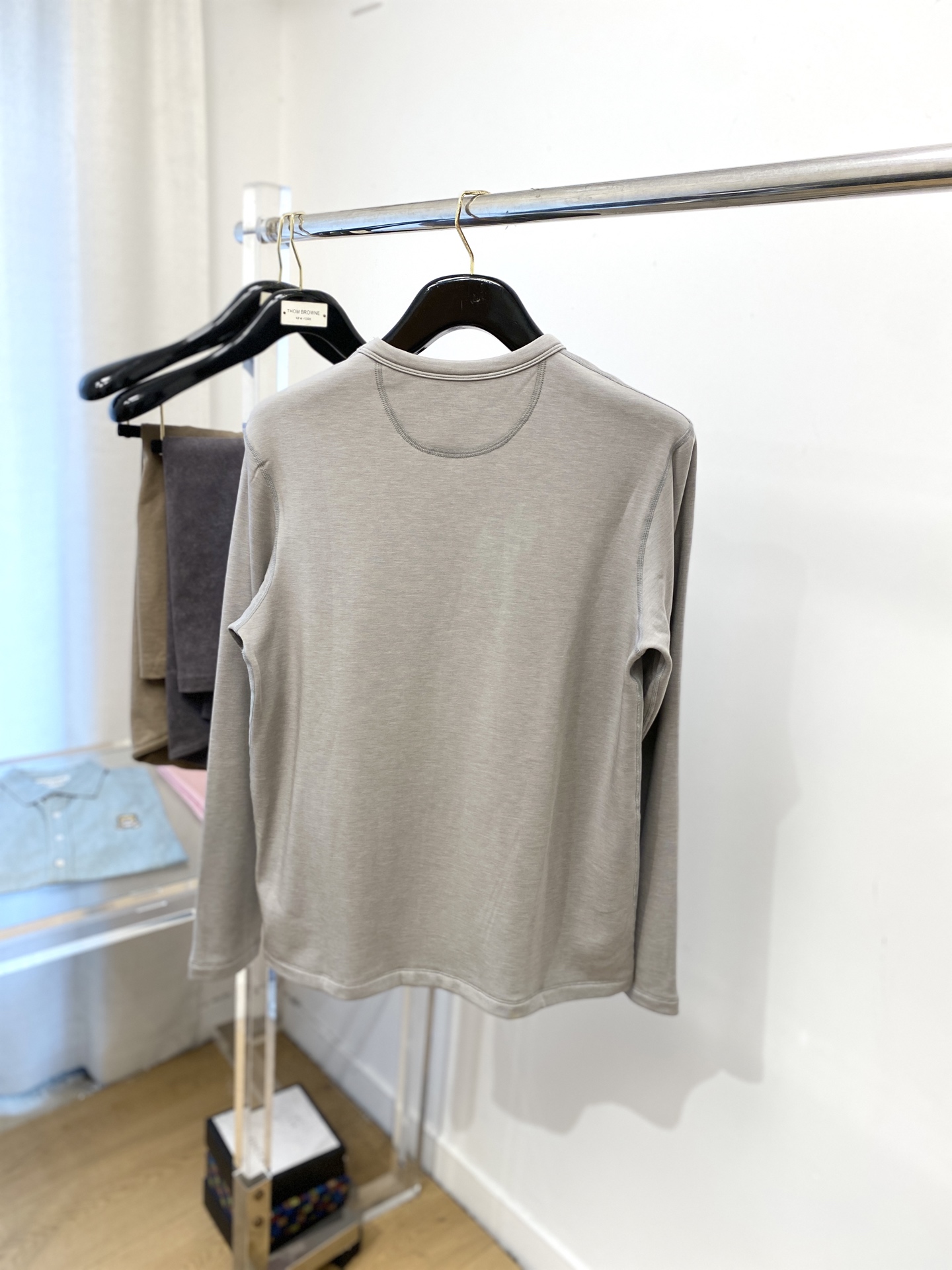 Brunello Cucinelli、2025最新款长袖打底，帅气时尚，简约百搭款。面料棉 不仅挺括，保