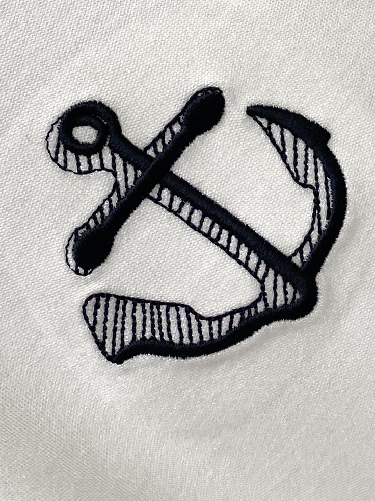 TB、2025最新款长袖，帅气时尚，胸前精致刺绣图案logo，简约百搭款。面料棉 不仅挺括，保持潮流的廓
