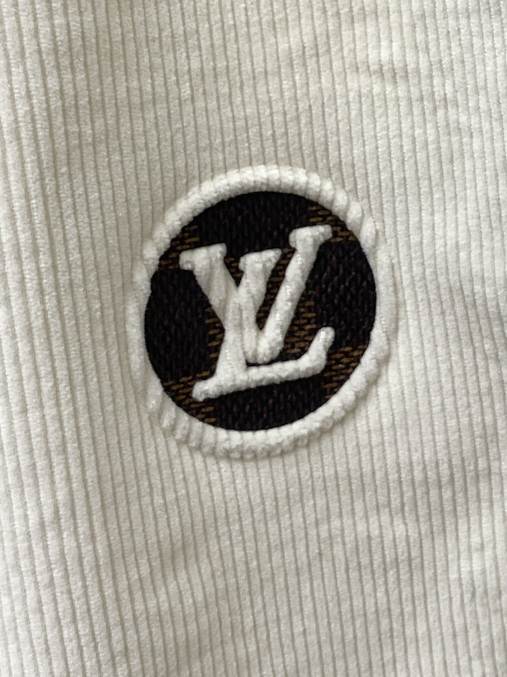 LV、2025爆款休闲裤 高弹显瘦必爆简约百搭爆款，做工精细，每一针都看得到用心，超多明星网红最爱 拉长