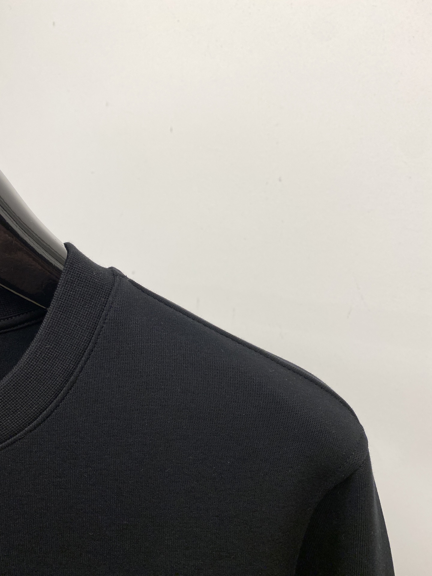 Celine 赛琳、2025新品卫衣，帅气时尚，胸前顶级印花字母logo，简约百搭款。面料棉 不仅挺括，