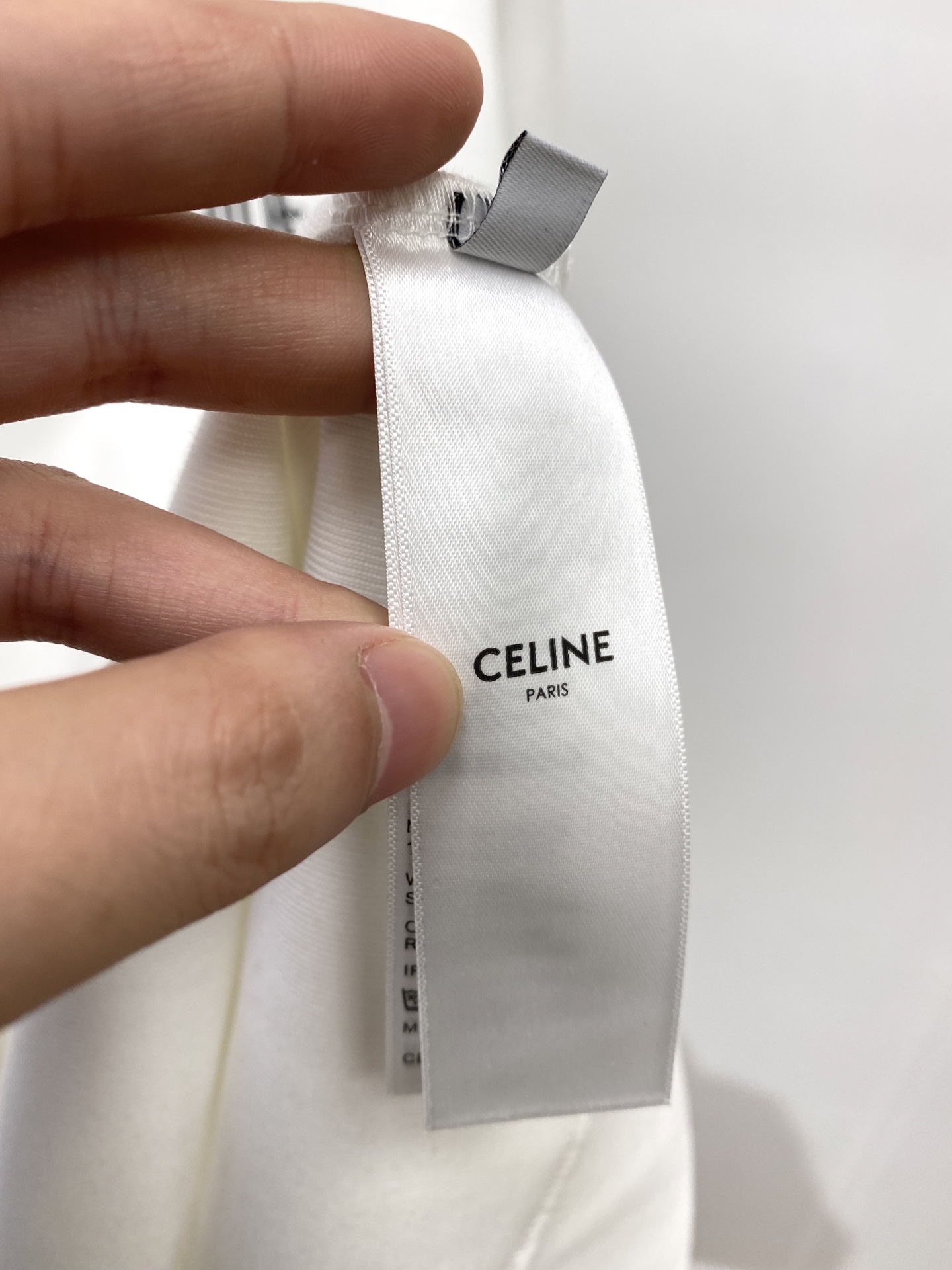 Celine 赛琳、2025新品卫衣，帅气时尚，胸前顶级印花字母logo，简约百搭款。面料棉 不仅挺括，