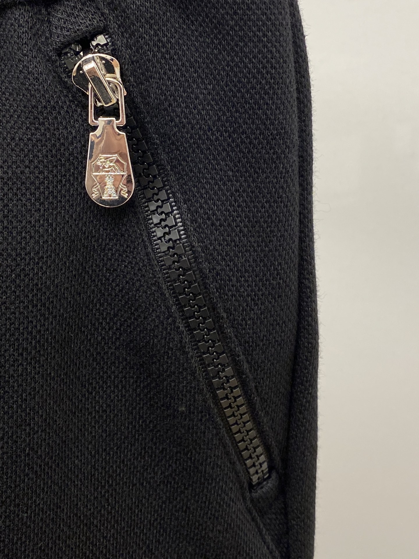 Brunello Cucinelli、 2025爆款休闲裤 高弹显瘦必爆简约百搭爆款，做工精细，每一针都