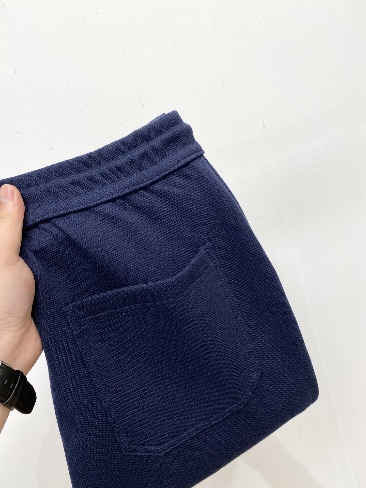 Brunello Cucinelli、 2025爆款休闲裤 高弹显瘦必爆简约百搭爆款，做工精细，每一针都