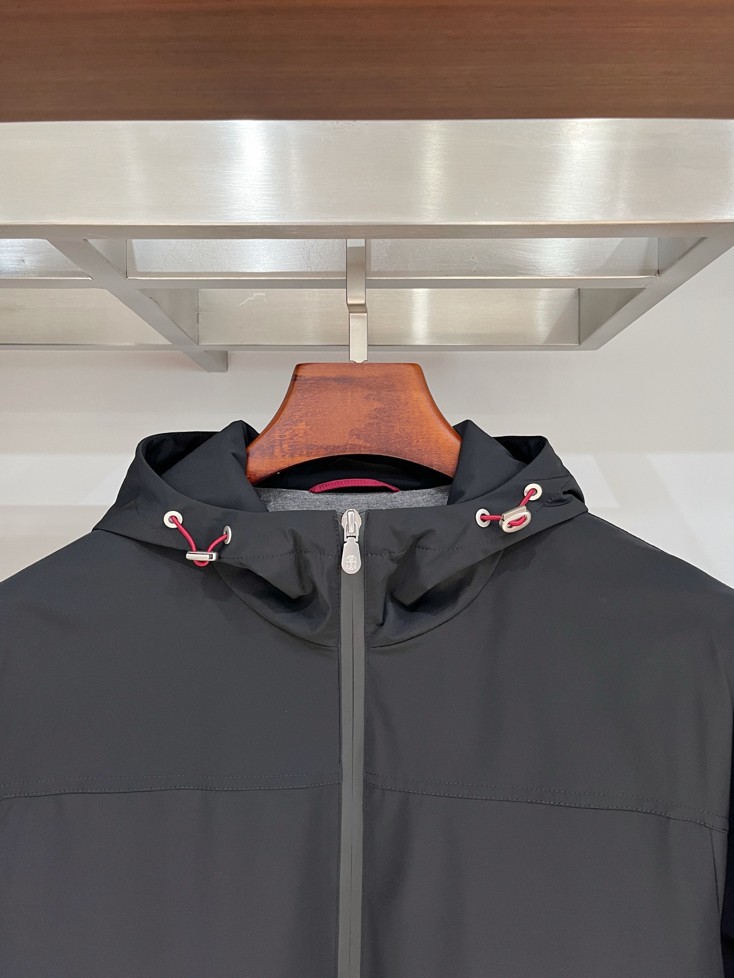 Brunello Cucinelli、2025新品夹克外套，时尚帅气，简约百搭款，原版五金辅料logo，