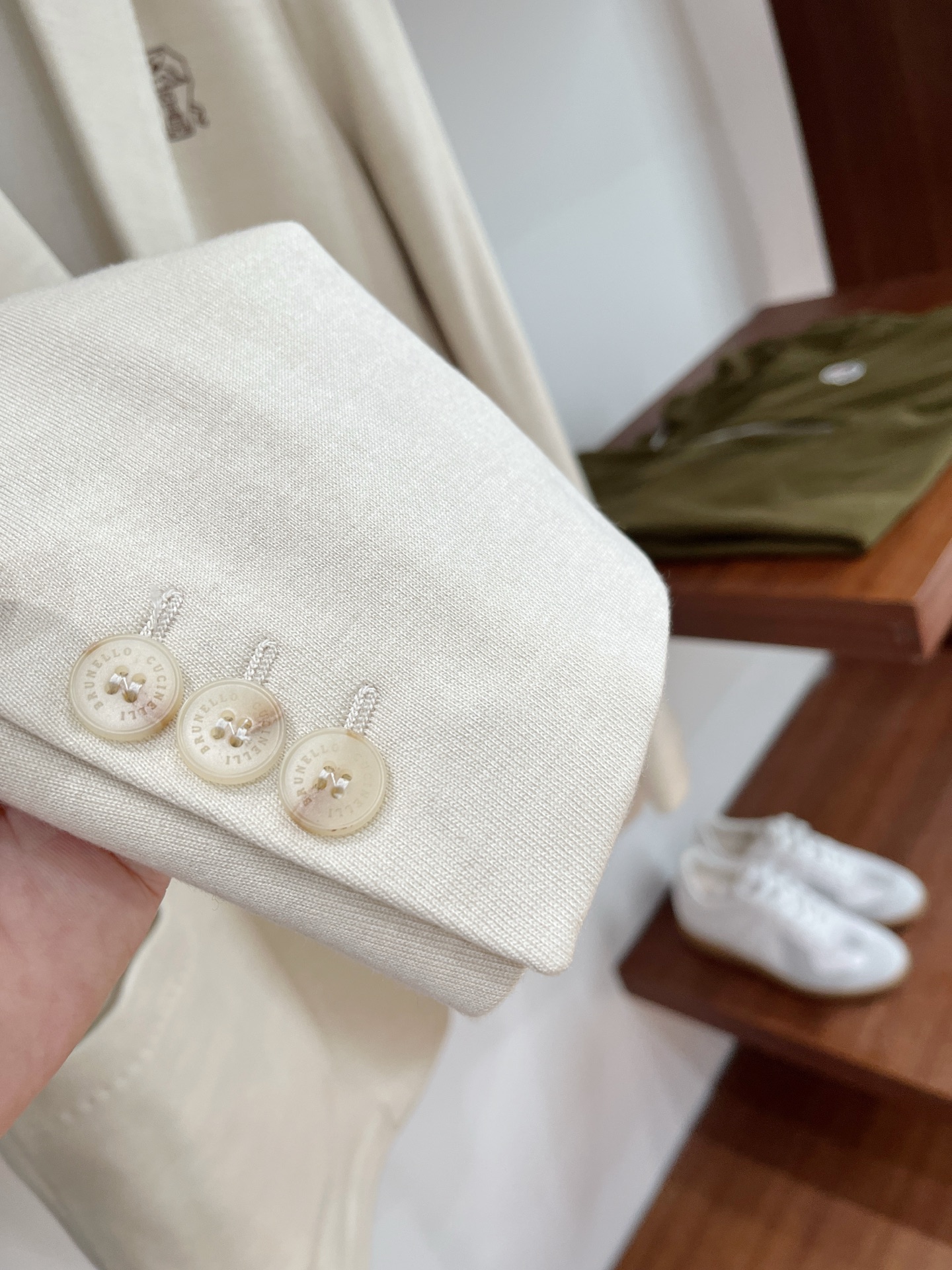 Brunello Cucinelli、2025新品西装外套，时尚帅气，简约百搭款，定制原版面料，不仅挺括