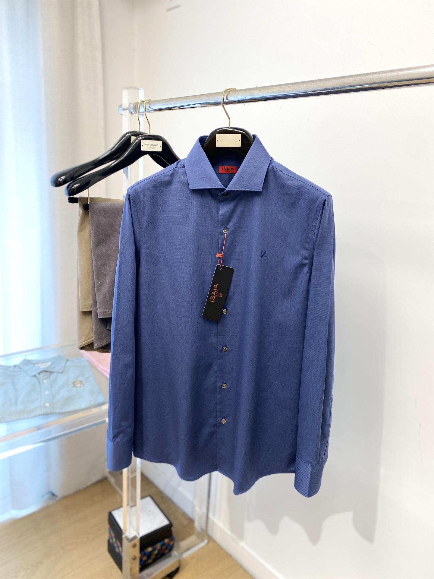 NO:531188,ISAIA, 2025 new shirts, fashionable and handsome, simple and versatile, customized original fabric, not only crisp, maintains the trendy silhouette, but also comfortable to wear, the yarn weaving is more delicate, S-2XL, shirts, alexander wang19860909ISAIA、2025新品衬衫,时尚帅气,简约百搭款,定制原版面料,不仅挺括,保持潮流的廓形,又穿着舒适,纱织更细腻码数S-2XL,,shirts,alexander wang,Men's clothing