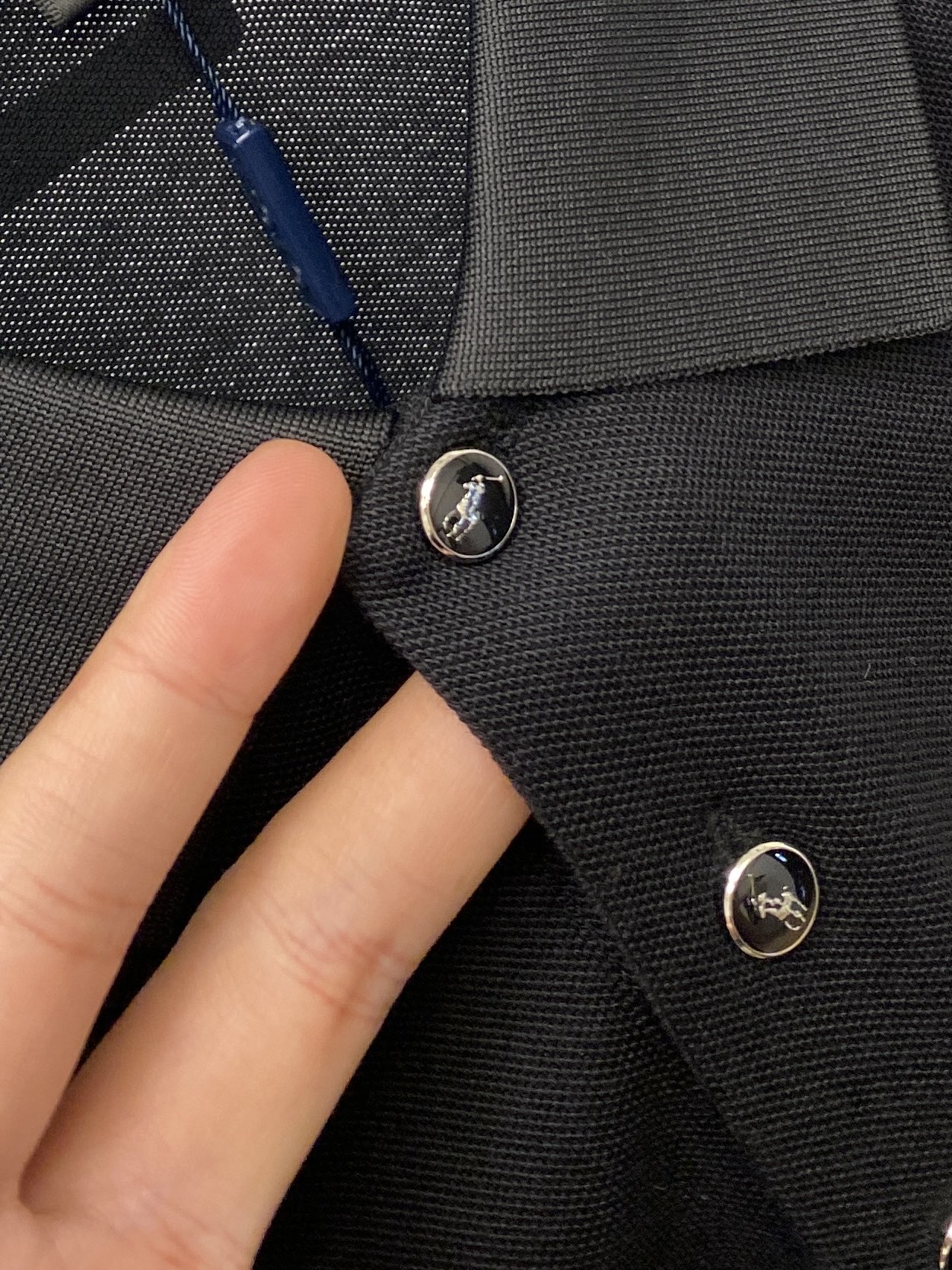 POLO、2025新品长袖卫衣，帅气时尚，胸前精致刺绣图案logo，简约百搭款。面料棉 不仅挺括，保持潮