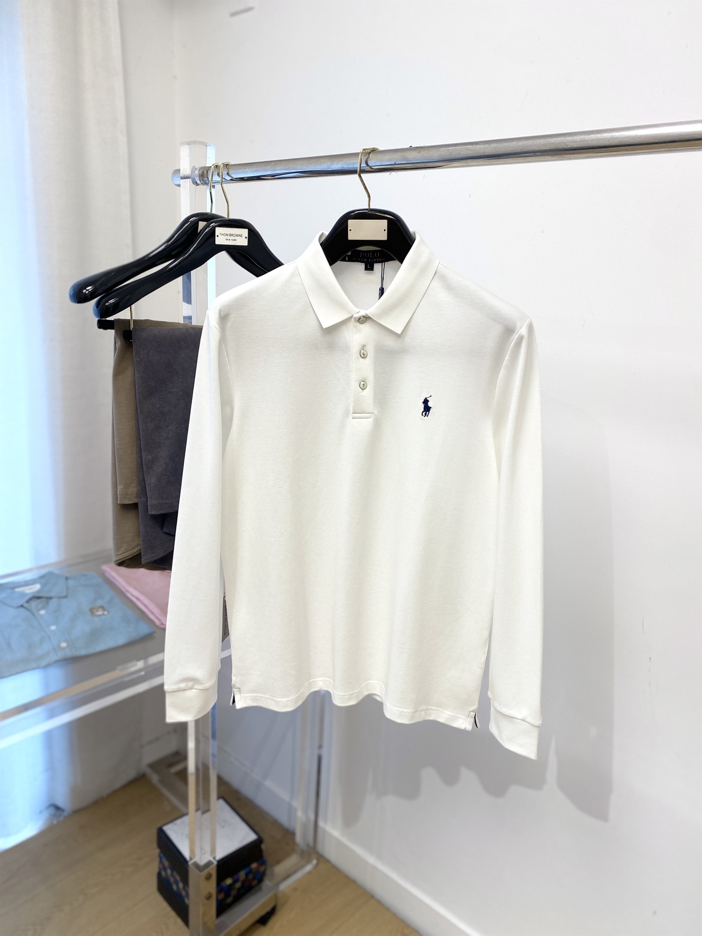 POLO、2025新品长袖卫衣，帅气时尚，胸前精致刺绣图案logo，简约百搭款。面料棉 不仅挺括，保持潮