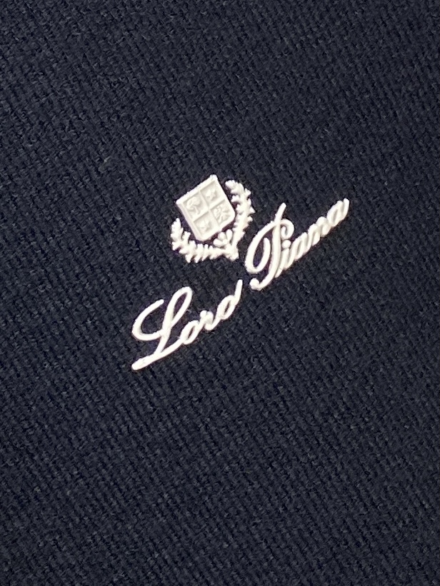 lP🆕、2025最新款针织短袖T恤，帅气时尚，胸前精致刺绣图案字母logo，简约百搭款。面料棉 不仅挺括