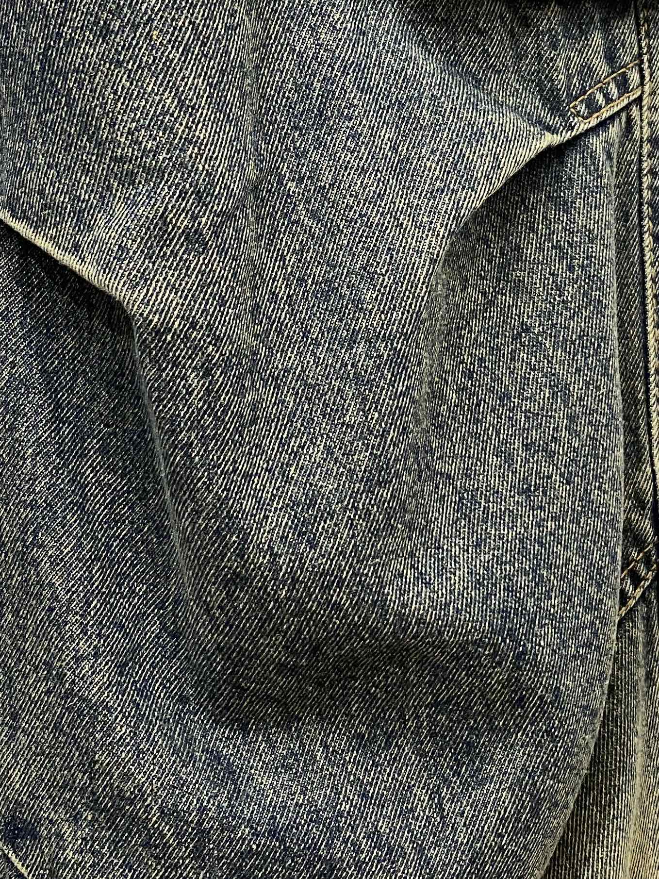 ￼ 巴黎世家、 2025最新品，专柜同步有售，原单狠货，水洗休闲潮牌牛仔裤，进口原版水洗弹力面料，舒适有