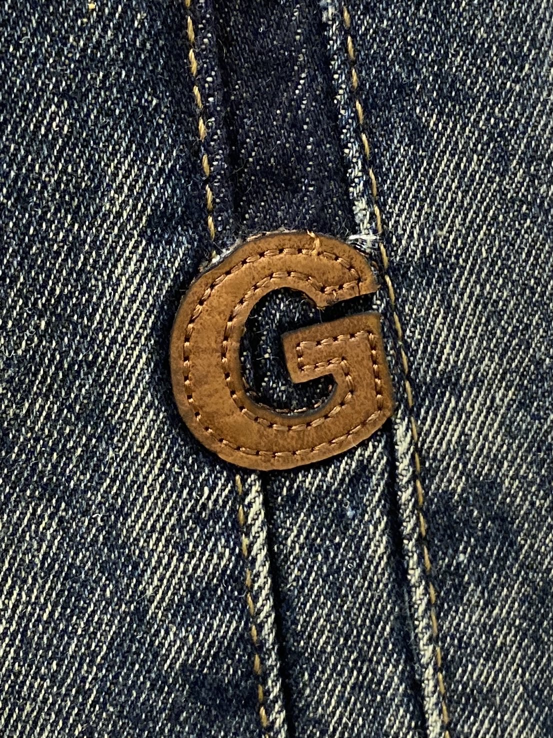 古奇、 2025最新品，专柜同步有售，原单狠货，水洗休闲潮牌牛仔裤，进口原版水洗弹力面料，舒适有弹性，原