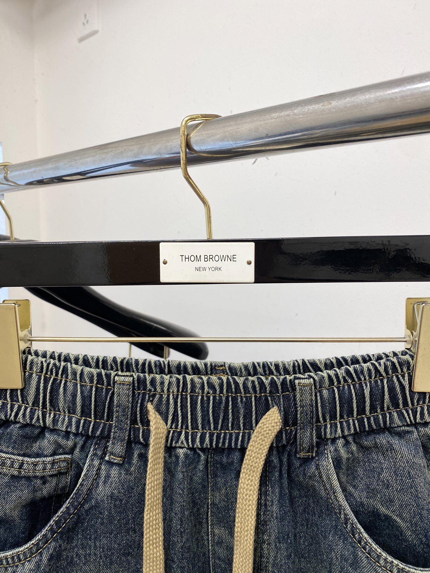 古奇、 2025最新品，专柜同步有售，原单狠货，水洗休闲潮牌牛仔裤，进口原版水洗弹力面料，舒适有弹性，原