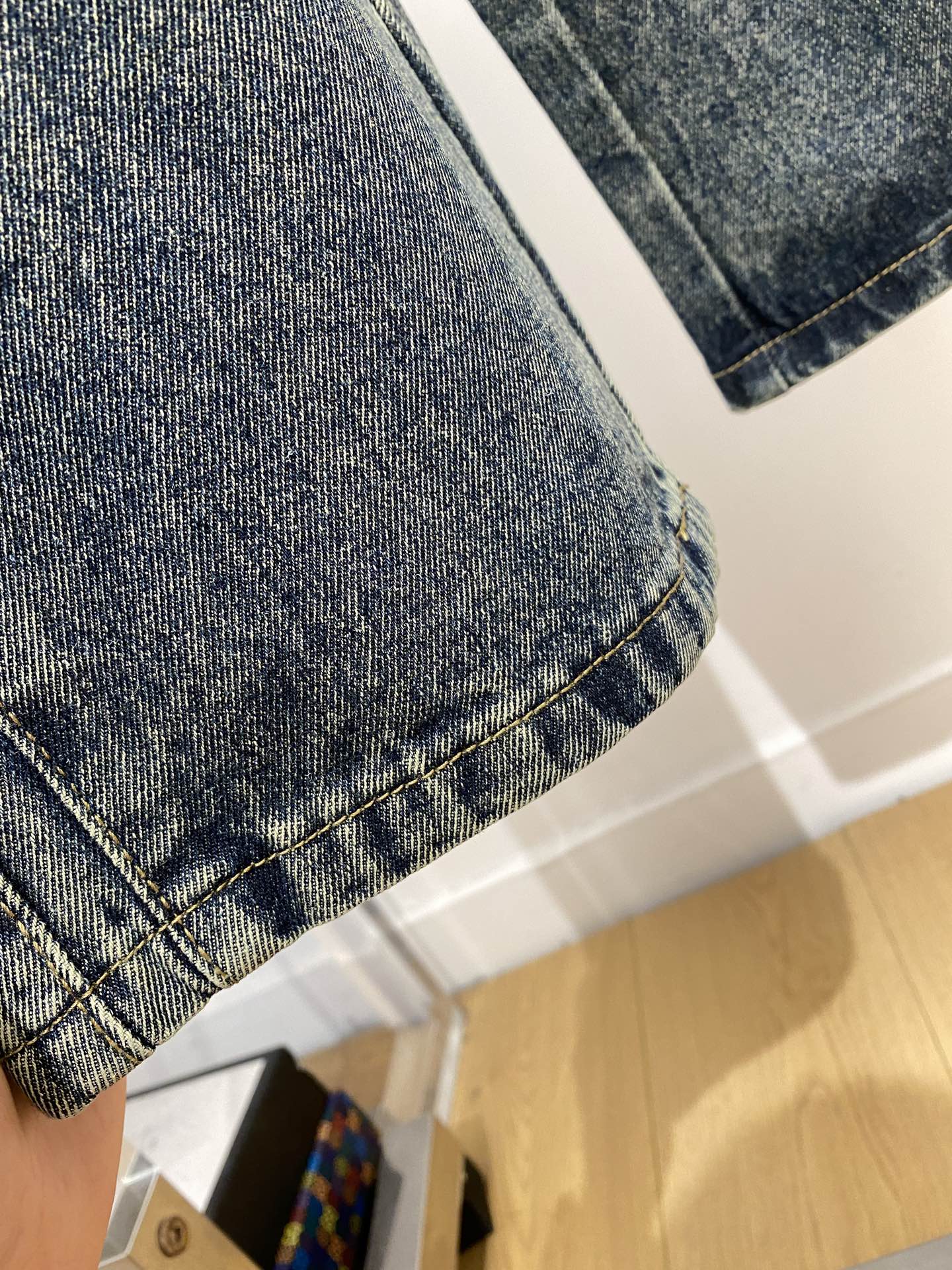 古奇、 2025最新品，专柜同步有售，原单狠货，水洗休闲潮牌牛仔裤，进口原版水洗弹力面料，舒适有弹性，原