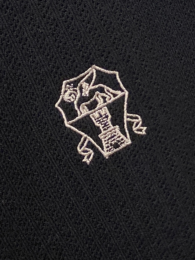 Brunello Cucinelli、2025最新款针织短袖T恤，帅气时尚，胸前精致刺绣图案logo，简