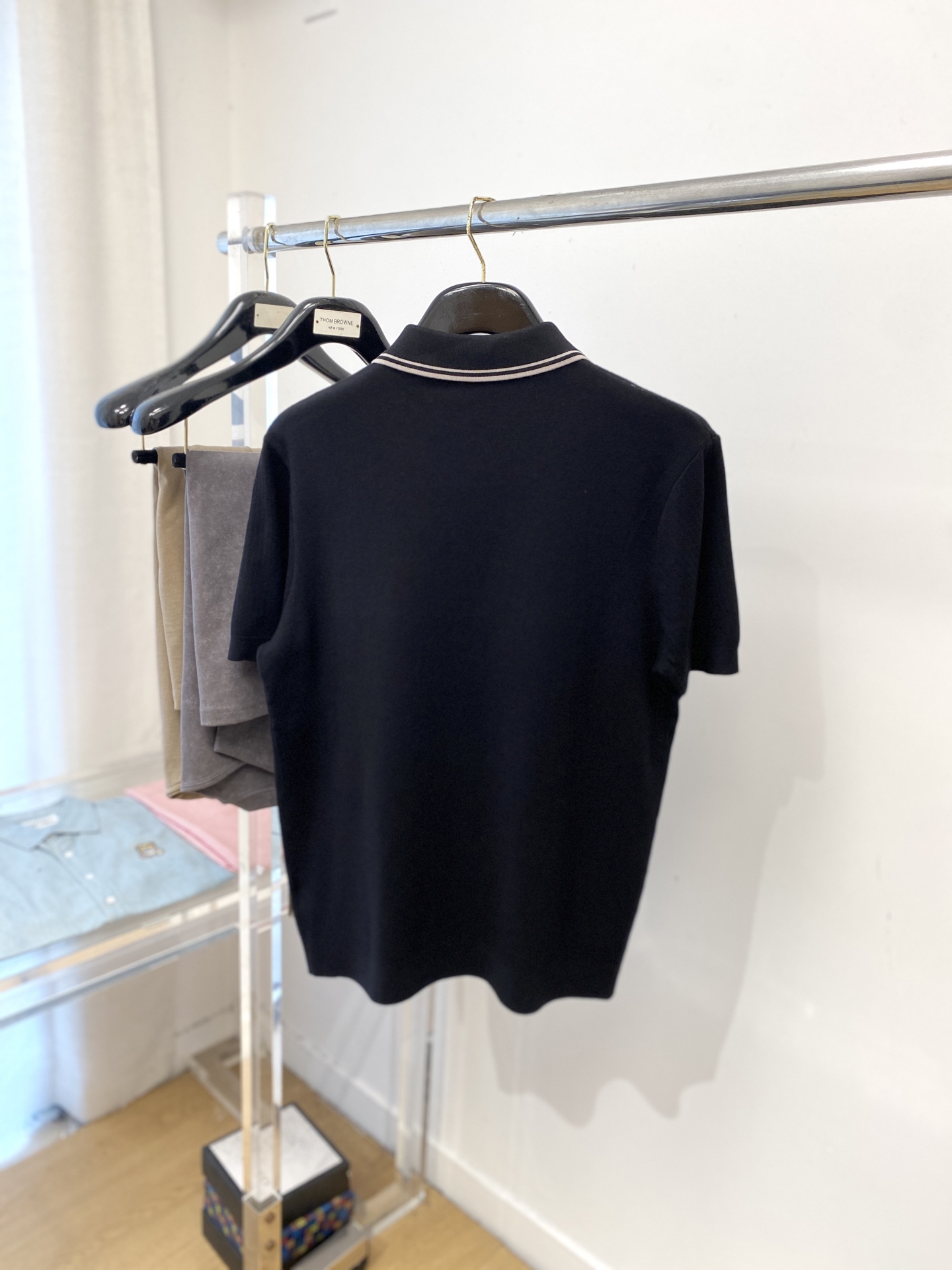 Brunello Cucinelli、2025最新款针织短袖T恤，帅气时尚，胸前精致刺绣图案logo，简