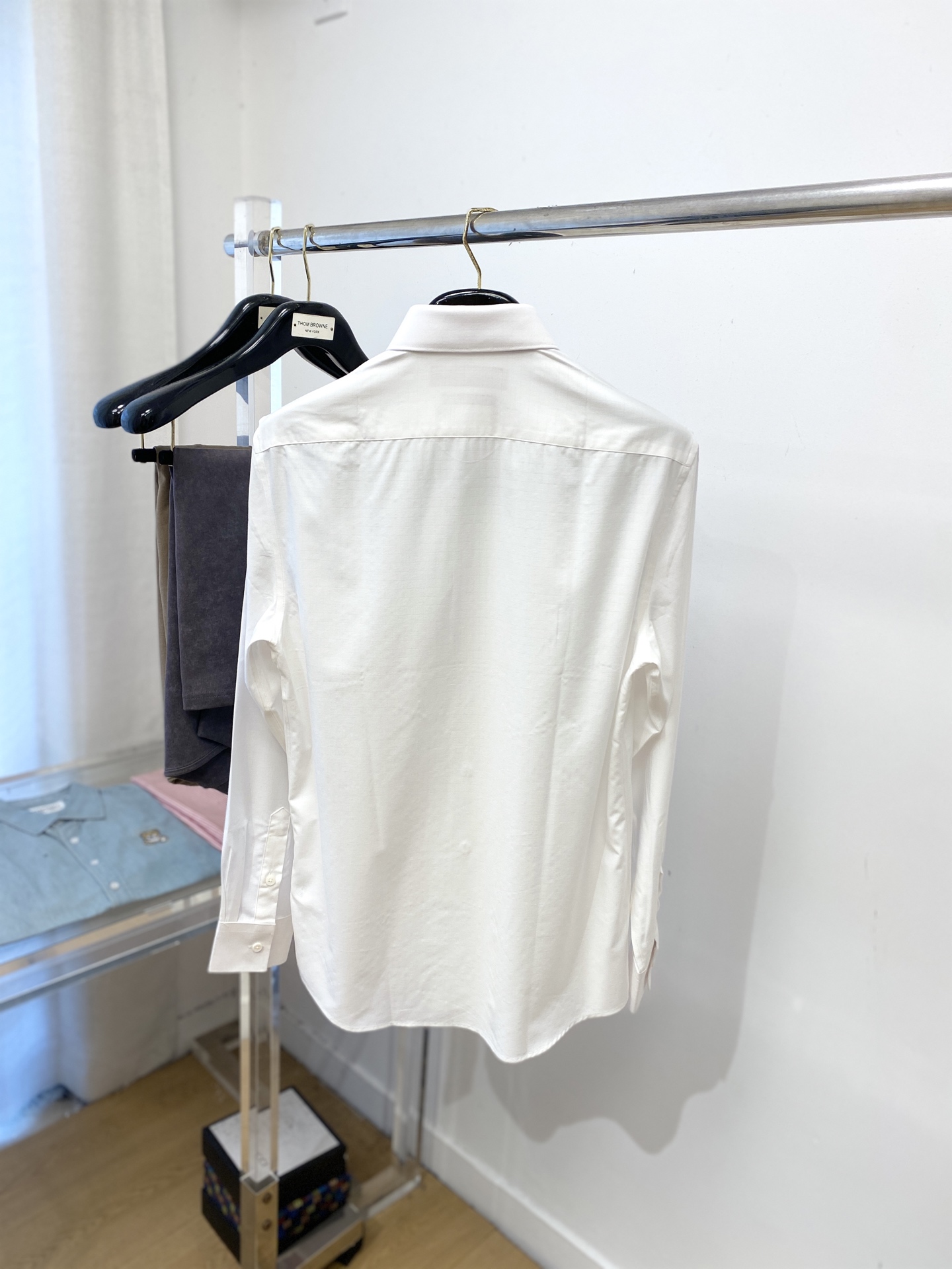 路易威登、2025新品衬衫，时尚帅气，简约百搭款，定制原版面料，不仅挺括，保持潮流的廓形，又穿着舒适，纱