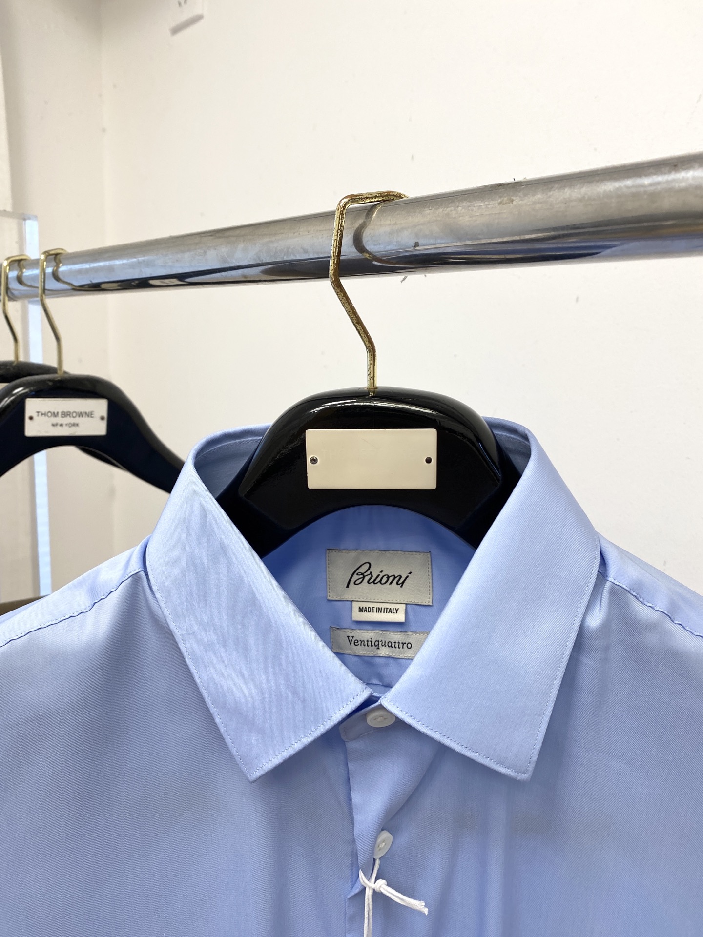 Buomi 时尚潮牌、2025新品衬衫，时尚帅气，简约百搭款，定制原版面料，不仅挺括，保持潮流的廓形，又