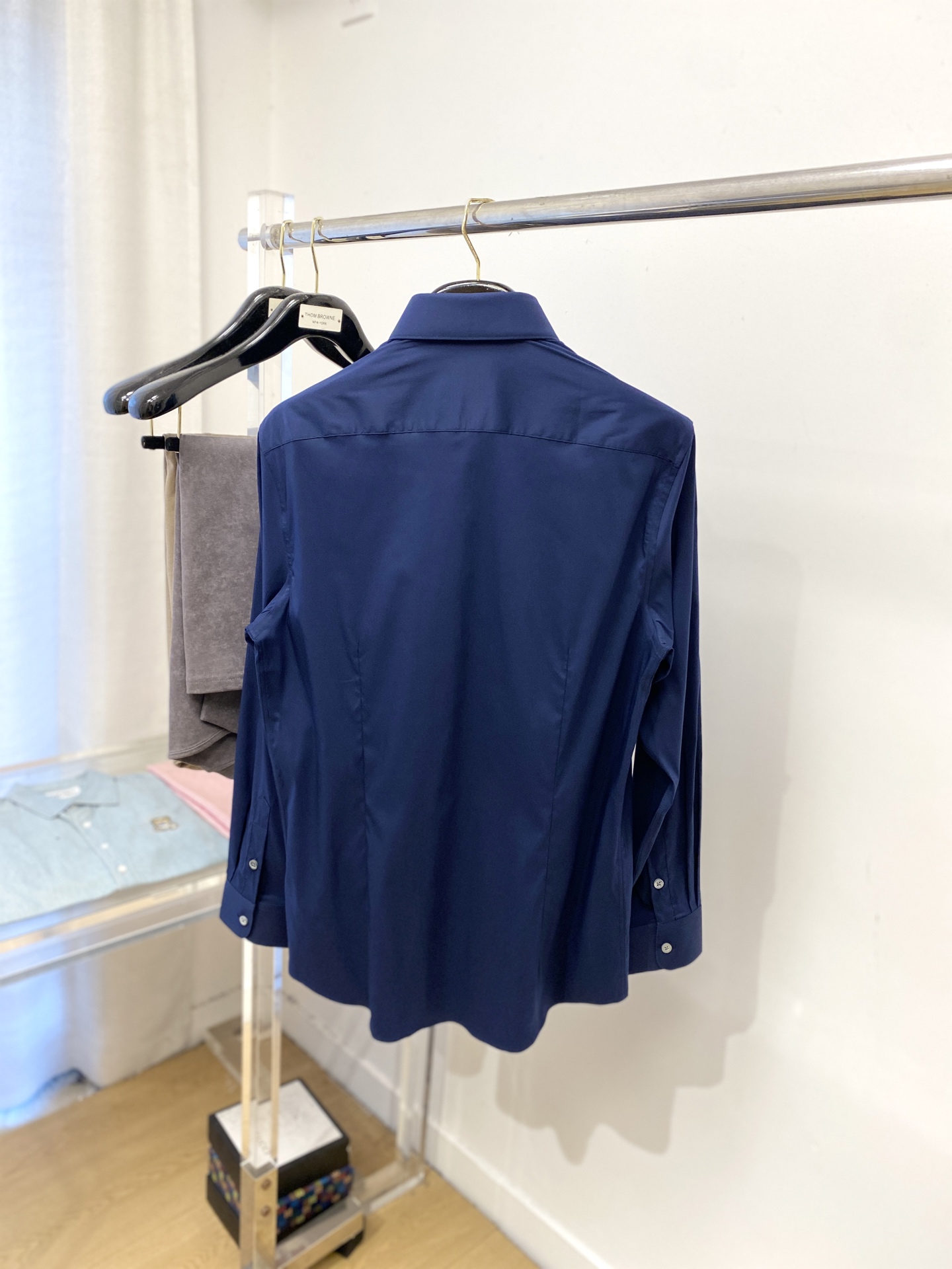 Buomi 时尚潮牌、2025新品衬衫，时尚帅气，简约百搭款，定制原版面料，不仅挺括，保持潮流的廓形，又