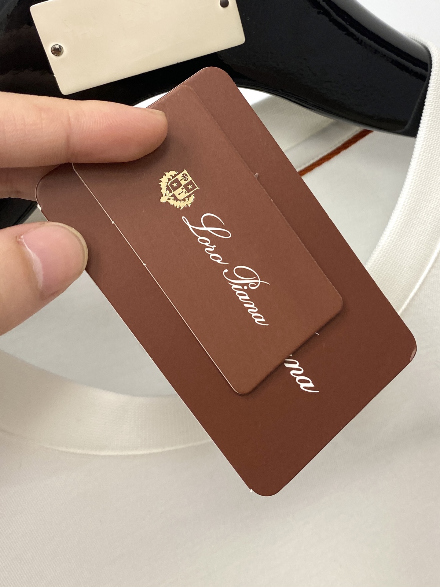 lP🆕、2025最新款长袖，帅气时尚，胸前顶级印胶图案logo，简约百搭款。面料棉 不仅挺括，保持潮流的