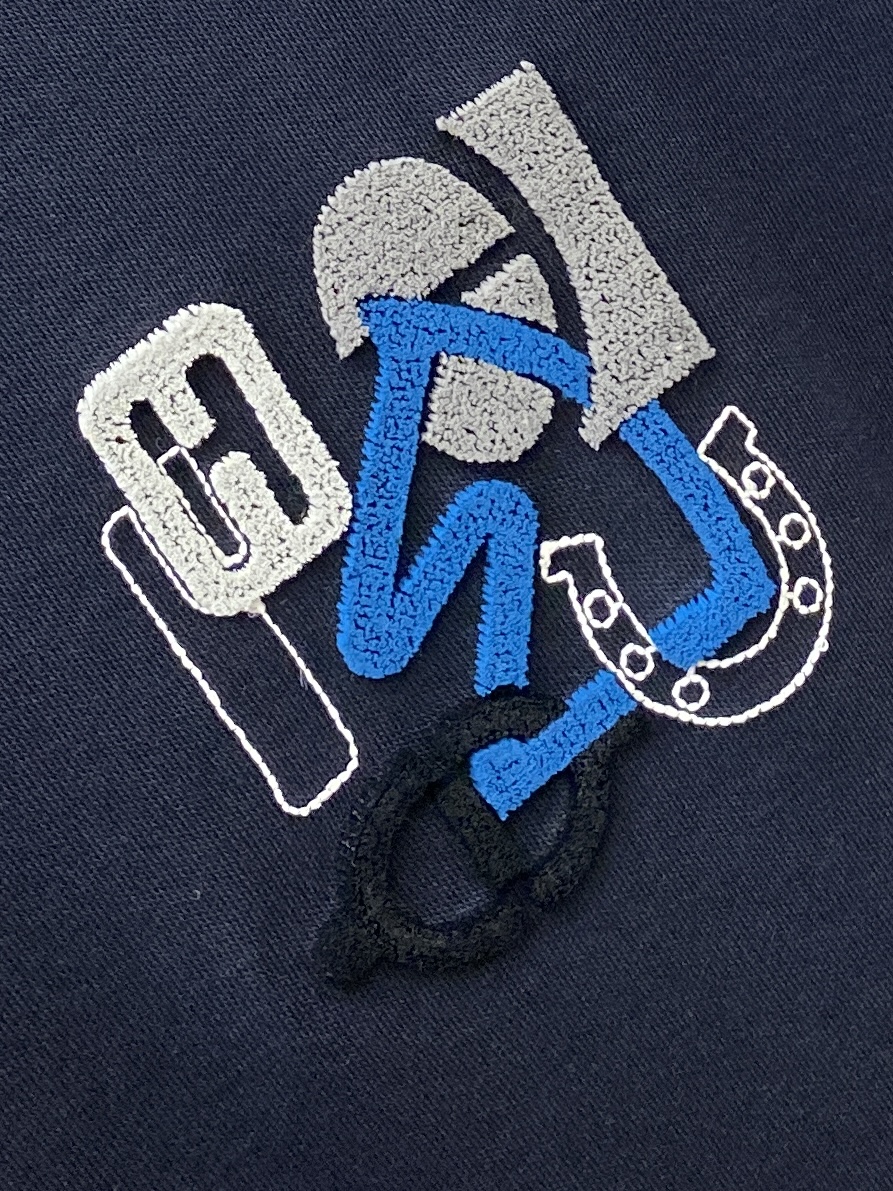 爱马仕、2025最新款长袖，帅气时尚，胸前顶级定织图案logo，简约百搭款。面料棉 不仅挺括，保持潮流的