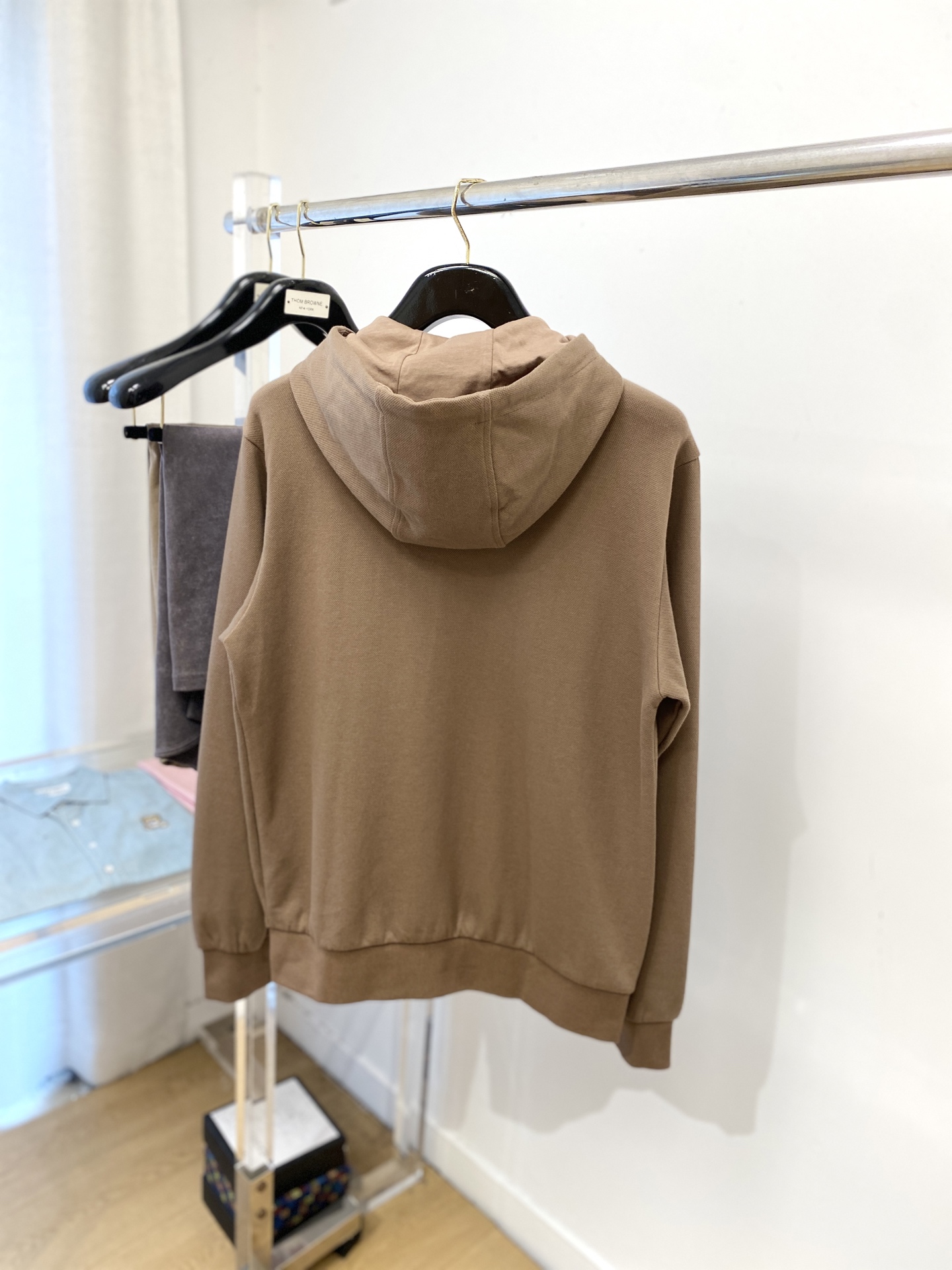 Brunello Cucinelli、2025新品卫衣外套，时尚帅气，胸前精致刺绣图案logo，简约百搭