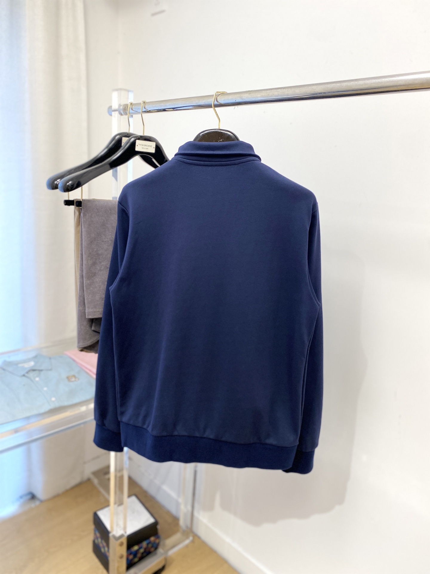 lP🆕、2025新品卫衣外套，时尚帅气，胸前精致刺绣字母图案logo，简约百搭款，定制原版面料，不仅挺括