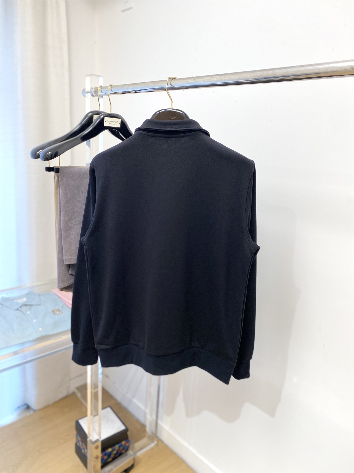 lP🆕、2025新品卫衣外套，时尚帅气，胸前精致刺绣字母图案logo，简约百搭款，定制原版面料，不仅挺括