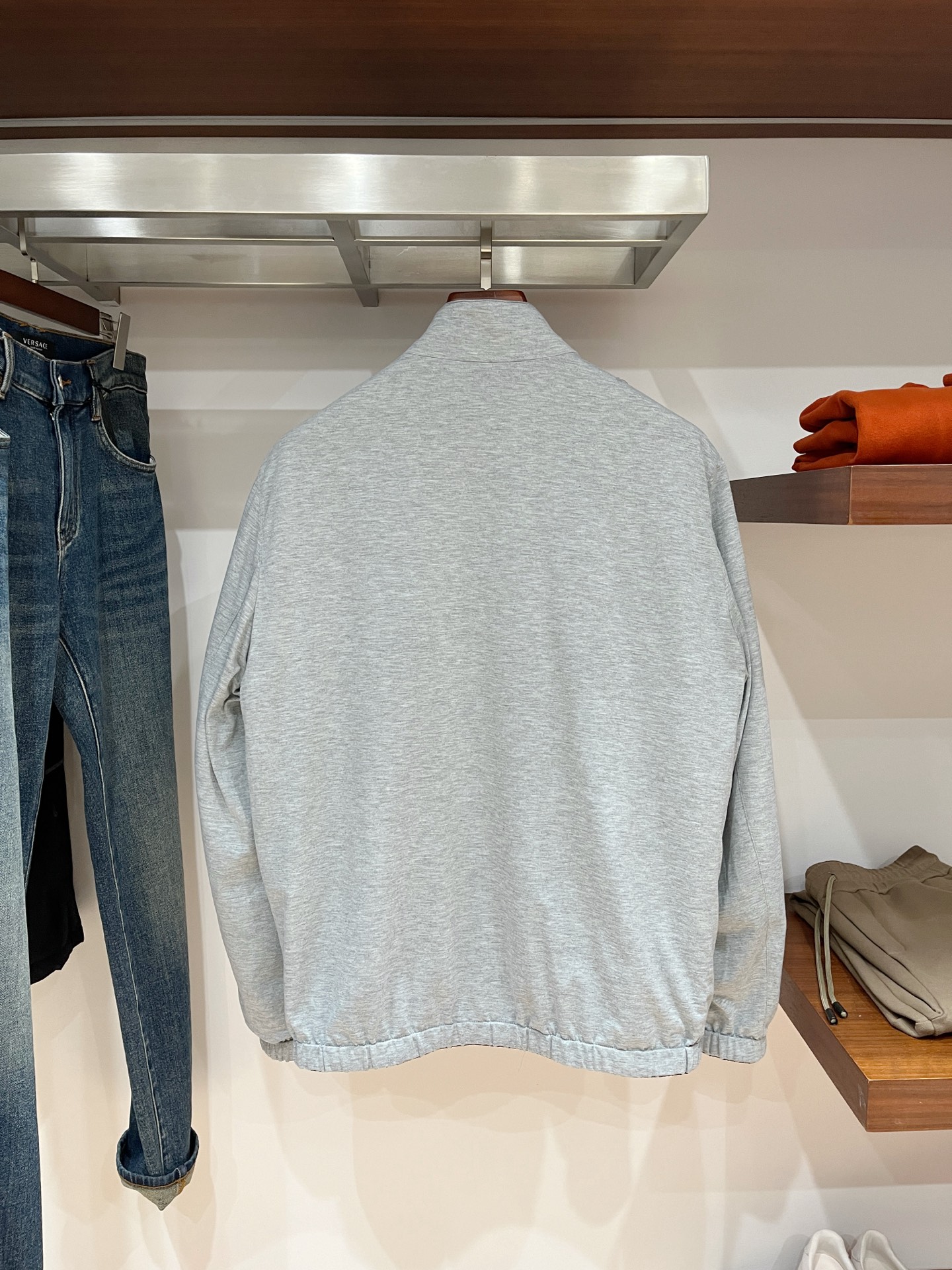 lP🆕、2025新品双面穿夹克外套，时尚帅气，简约百搭款，原版五金辅料logo，定制原版面料，不仅挺括，