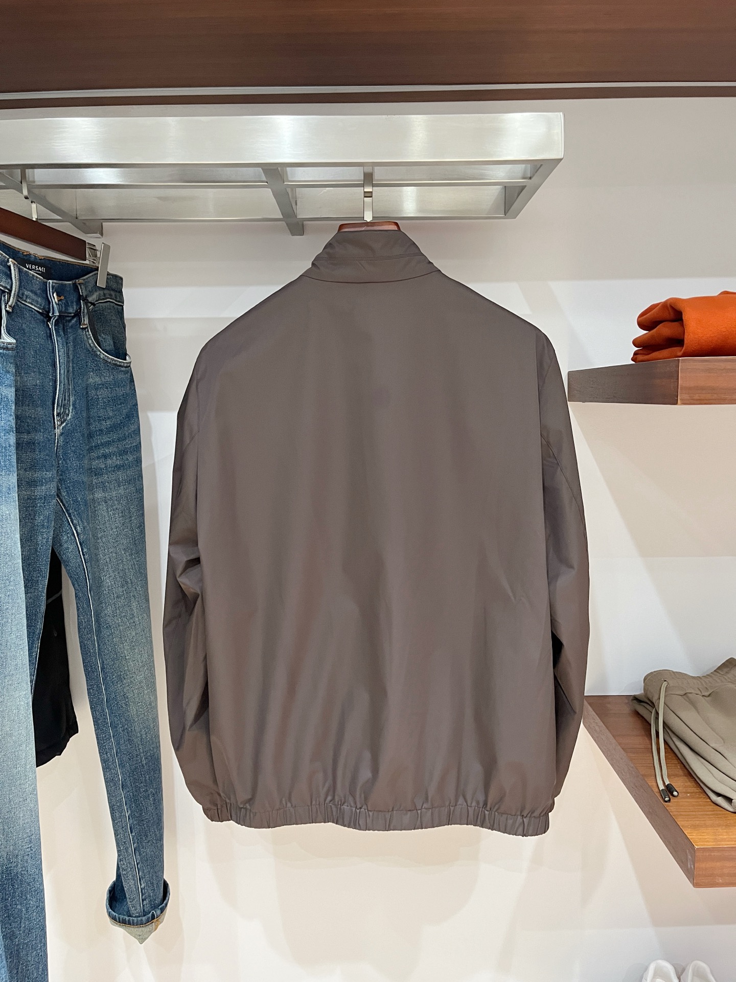 lP🆕、2025新品双面穿夹克外套，时尚帅气，简约百搭款，原版五金辅料logo，定制原版面料，不仅挺括，
