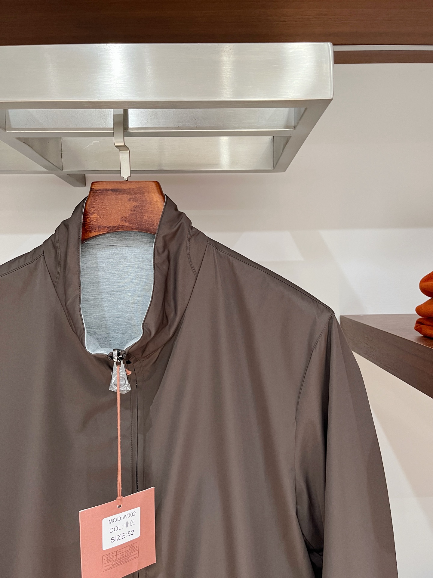 lP🆕、2025新品双面穿夹克外套，时尚帅气，简约百搭款，原版五金辅料logo，定制原版面料，不仅挺括，