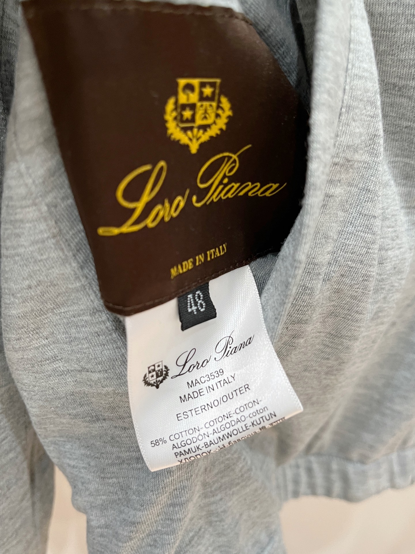 lP🆕、2025新品双面穿夹克外套，时尚帅气，简约百搭款，原版五金辅料logo，定制原版面料，不仅挺括，