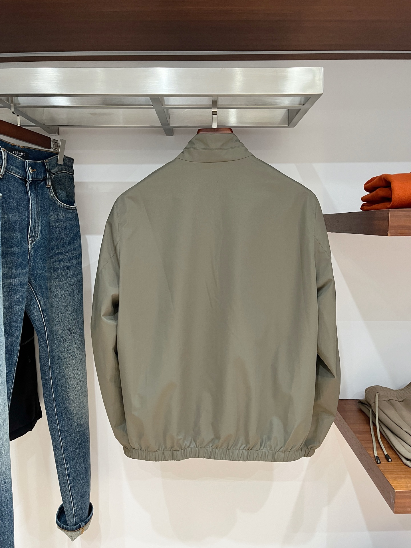 lP🆕、2025新品双面穿夹克外套，时尚帅气，简约百搭款，原版五金辅料logo，定制原版面料，不仅挺括，