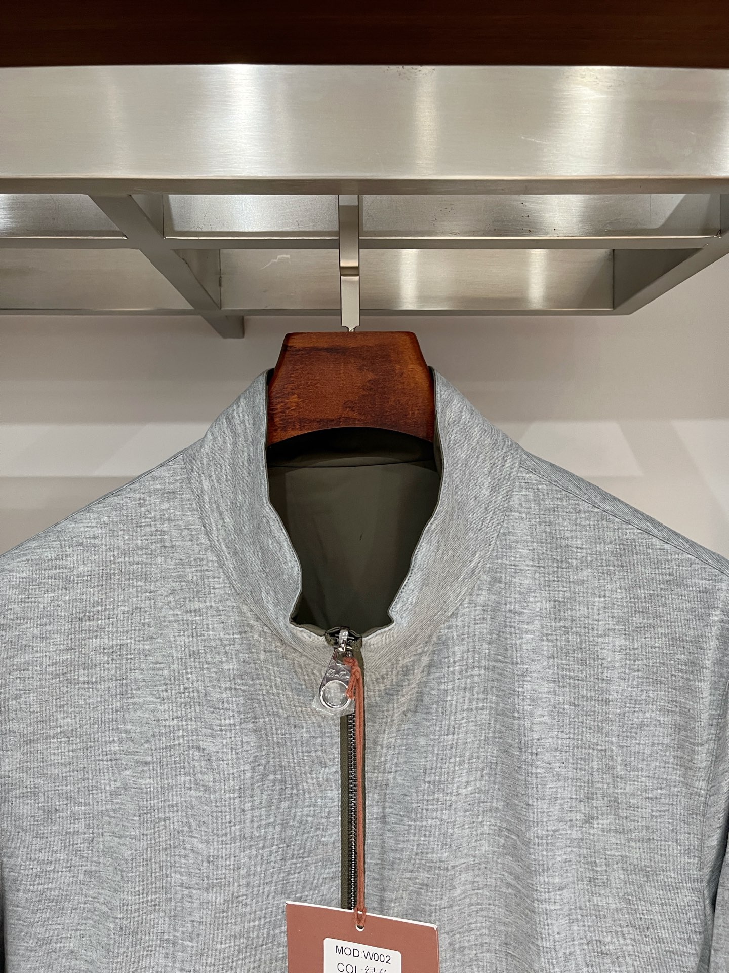 lP🆕、2025新品双面穿夹克外套，时尚帅气，简约百搭款，原版五金辅料logo，定制原版面料，不仅挺括，