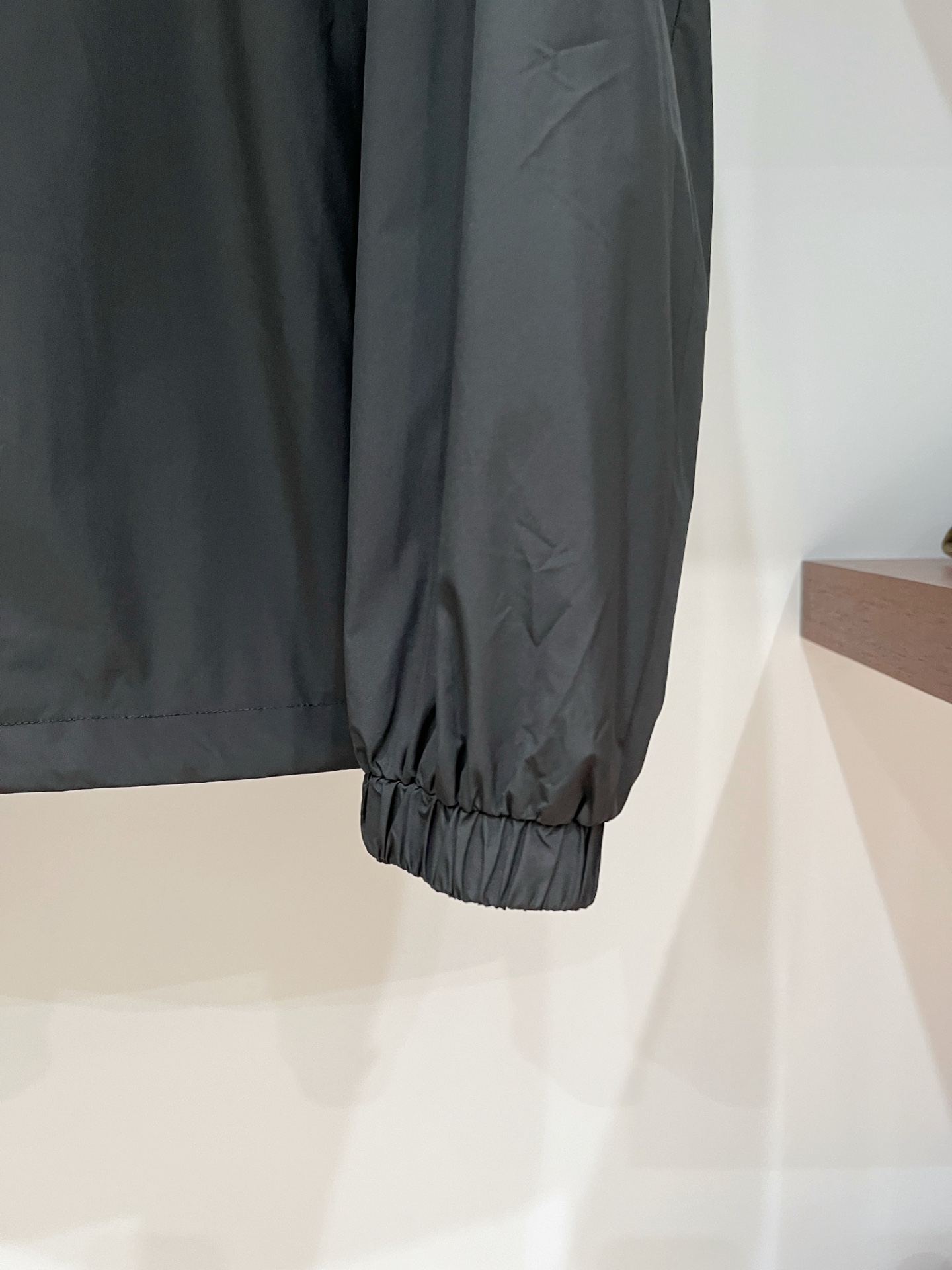 杰尼亚、2025新品夹克外套，时尚帅气，简约百搭款，胸前顶级印胶字母logo，定制原版面料，不仅挺括，保