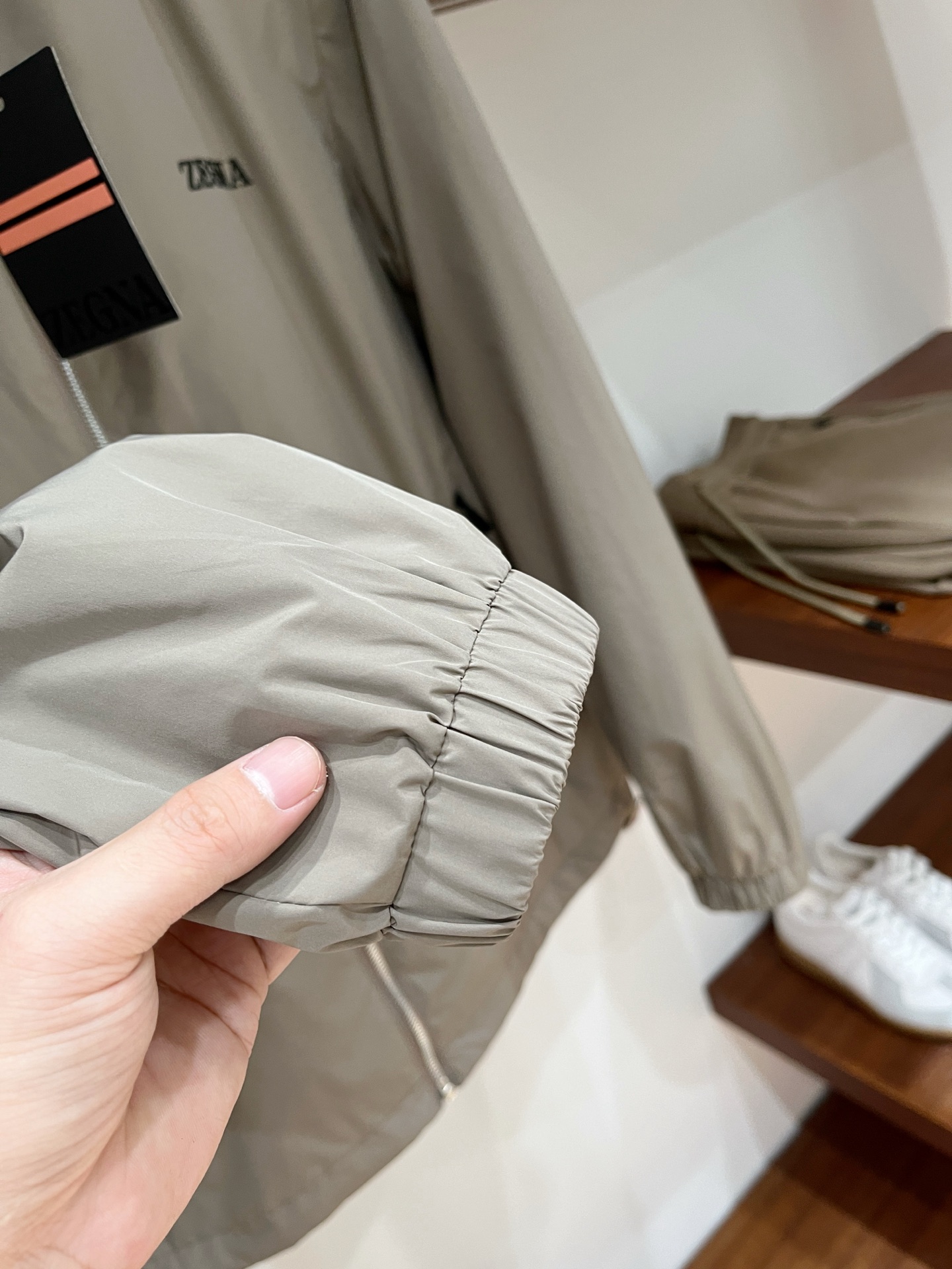 杰尼亚、2025新品夹克外套，时尚帅气，简约百搭款，胸前顶级印胶字母logo，定制原版面料，不仅挺括，保