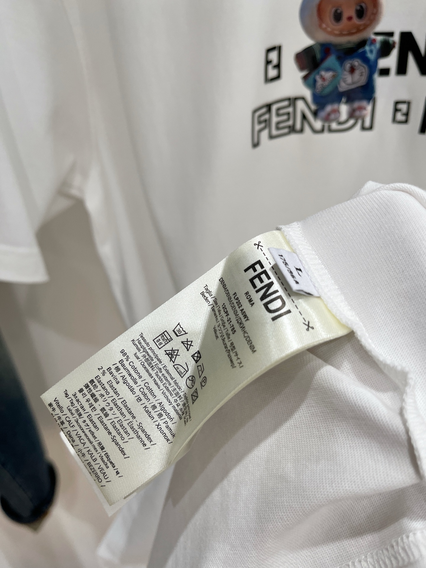 芬迪、2025新品短袖T恤，帅气时尚，胸前顶级印胶印花字母图案logo，简约百搭款。面料棉 不仅挺括，保