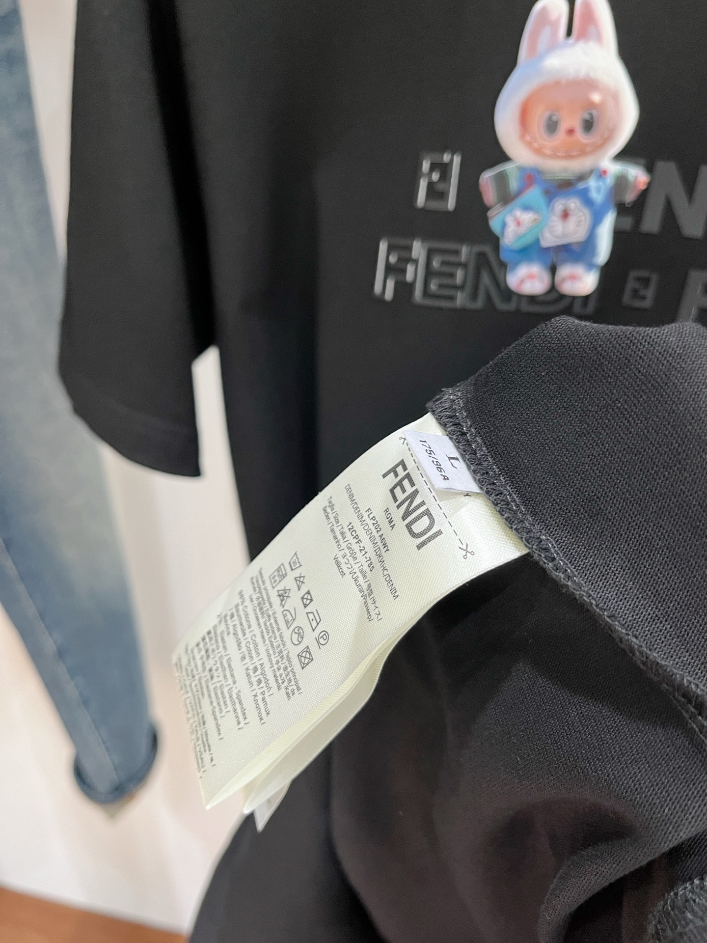 芬迪、2025新品短袖T恤，帅气时尚，胸前顶级印胶印花字母图案logo，简约百搭款。面料棉 不仅挺括，保