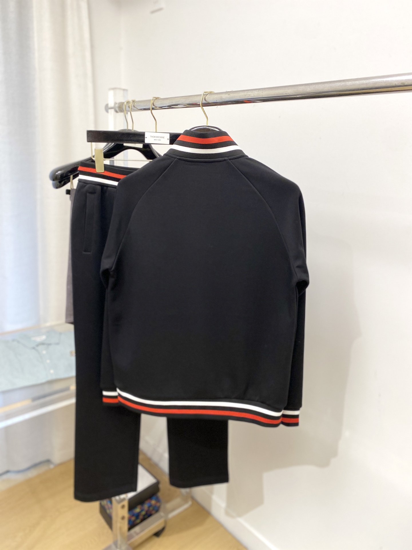 普拉达、2025最新品，时尚休闲套装，顶级原版面料打造，穿着舒适，吸湿性透气性都非常良好，色牢度超高！无