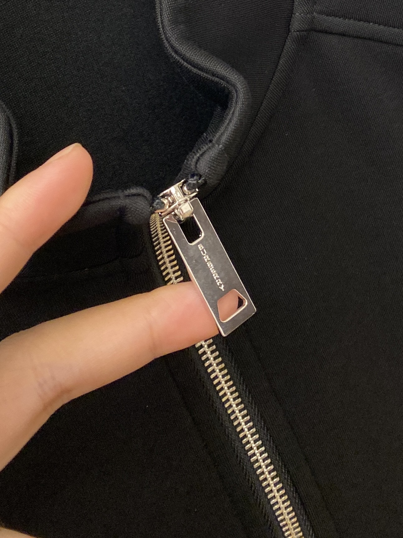 巴宝莉、2025最新品，时尚休闲套装，顶级原版面料打造，穿着舒适，吸湿性透气性都非常良好，色牢度超高！无