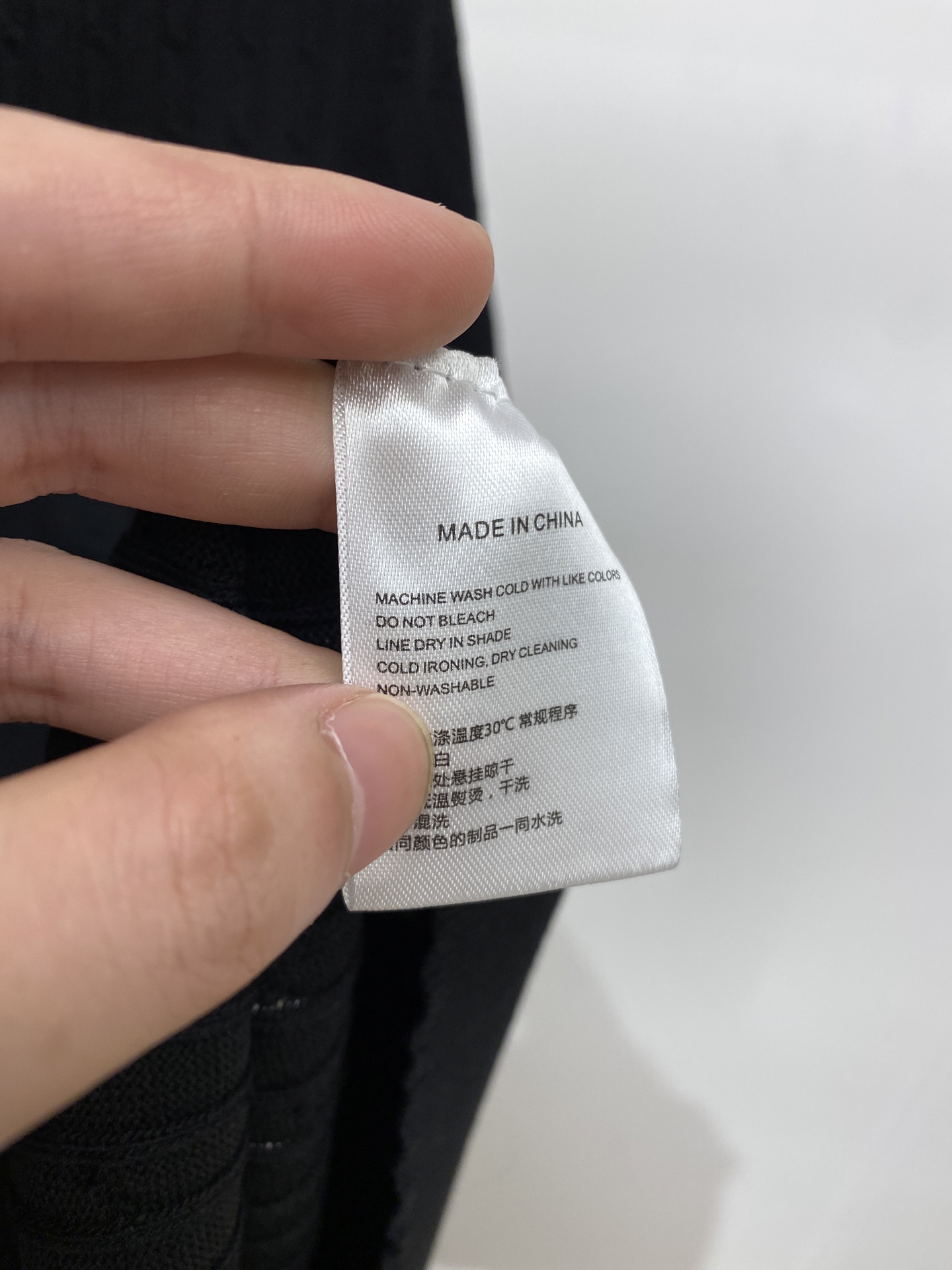 ￼ ￼POLO、2025最新款针织短袖T恤，帅气时尚，胸前精致刺绣图案logo，简约百搭款。面料棉 不仅