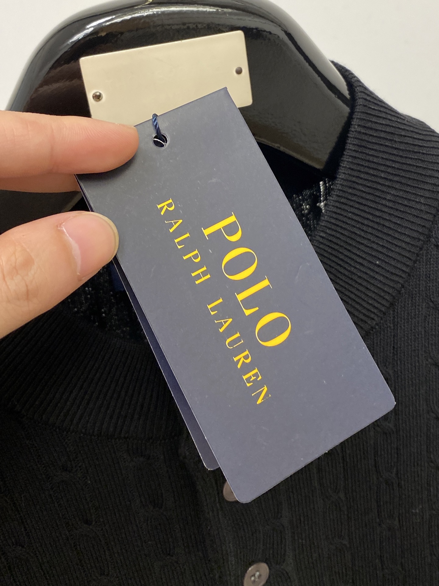 ￼ ￼POLO、2025最新款针织短袖T恤，帅气时尚，胸前精致刺绣图案logo，简约百搭款。面料棉 不仅