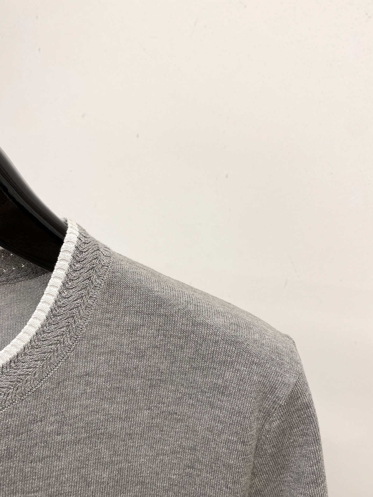 POLO、2025最新款针织短袖T恤，帅气时尚，胸前精致刺绣图案logo，简约百搭款。面料棉 不仅挺括，