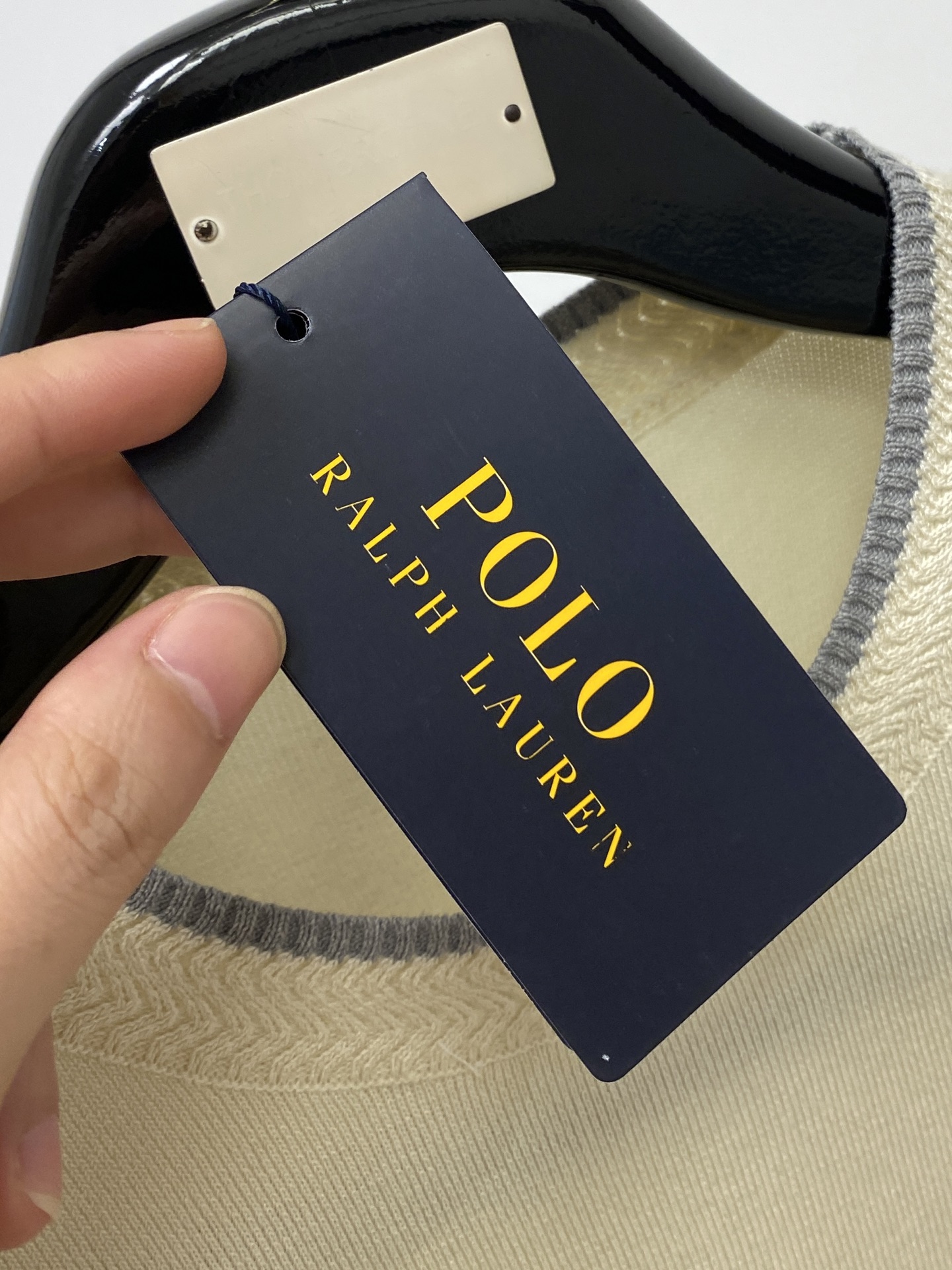 POLO、2025最新款针织短袖T恤，帅气时尚，胸前精致刺绣图案logo，简约百搭款。面料棉 不仅挺括，