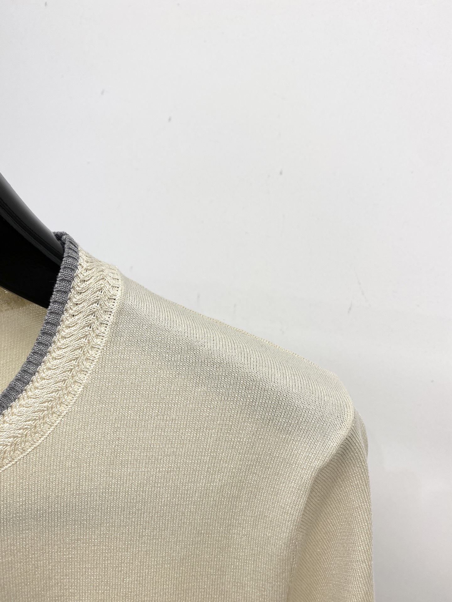 POLO、2025最新款针织短袖T恤，帅气时尚，胸前精致刺绣图案logo，简约百搭款。面料棉 不仅挺括，