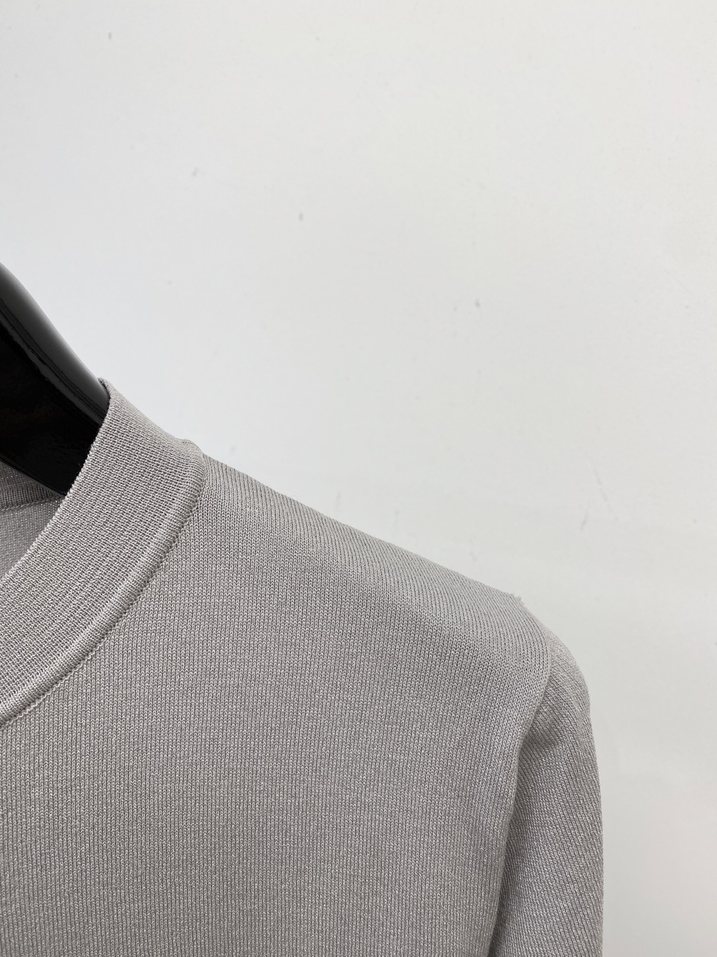 POLO、2025最新款针织短袖T恤，帅气时尚，胸前精致刺绣图案logo，简约百搭款。面料棉 不仅挺括，