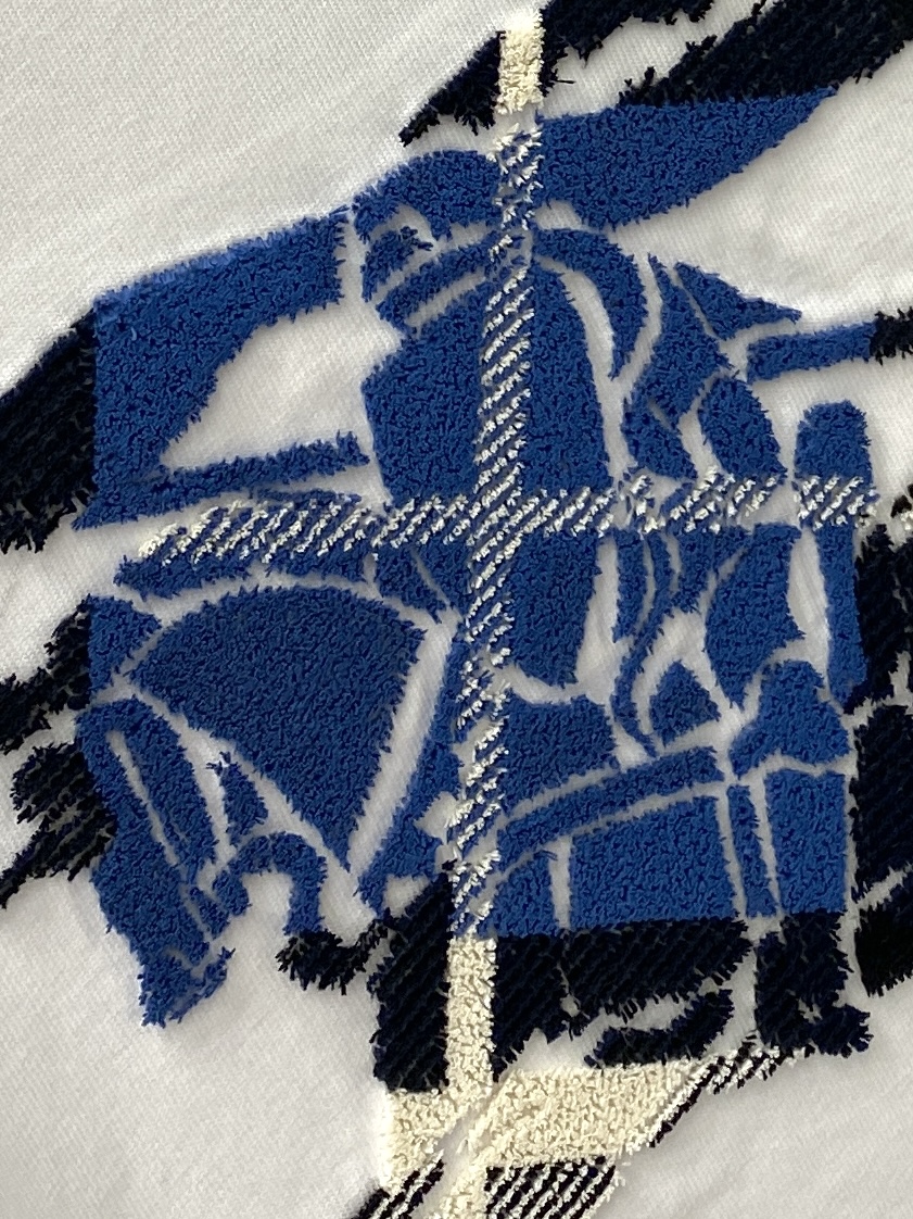 巴宝莉、2025新品长袖，帅气时尚，胸前精致刺绣图案logo，简约百搭款。面料棉 不仅挺括，保持潮流的廓